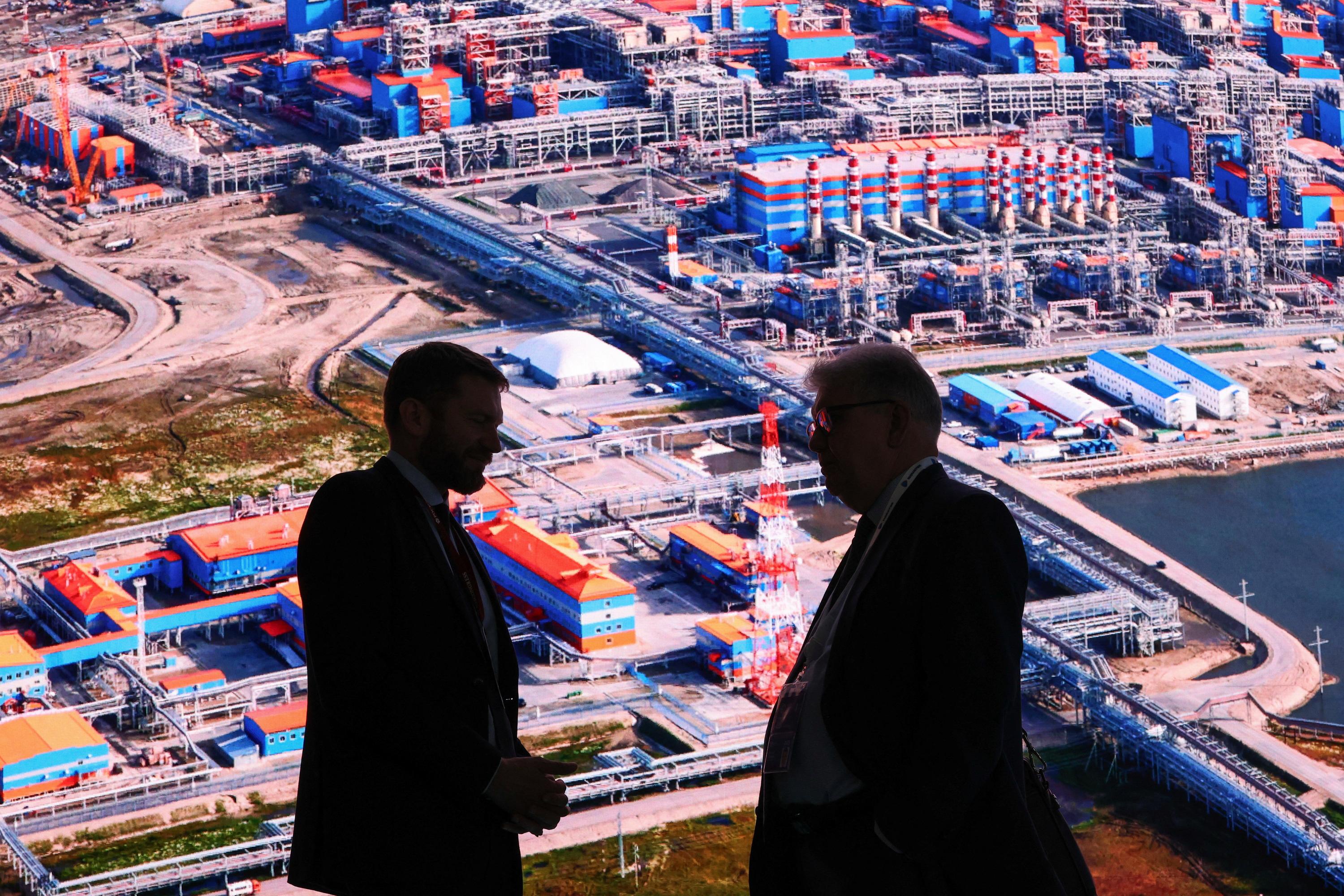 L'UE s’accorde pour renforcer ses sanctions sur le pétrole et le gaz russes