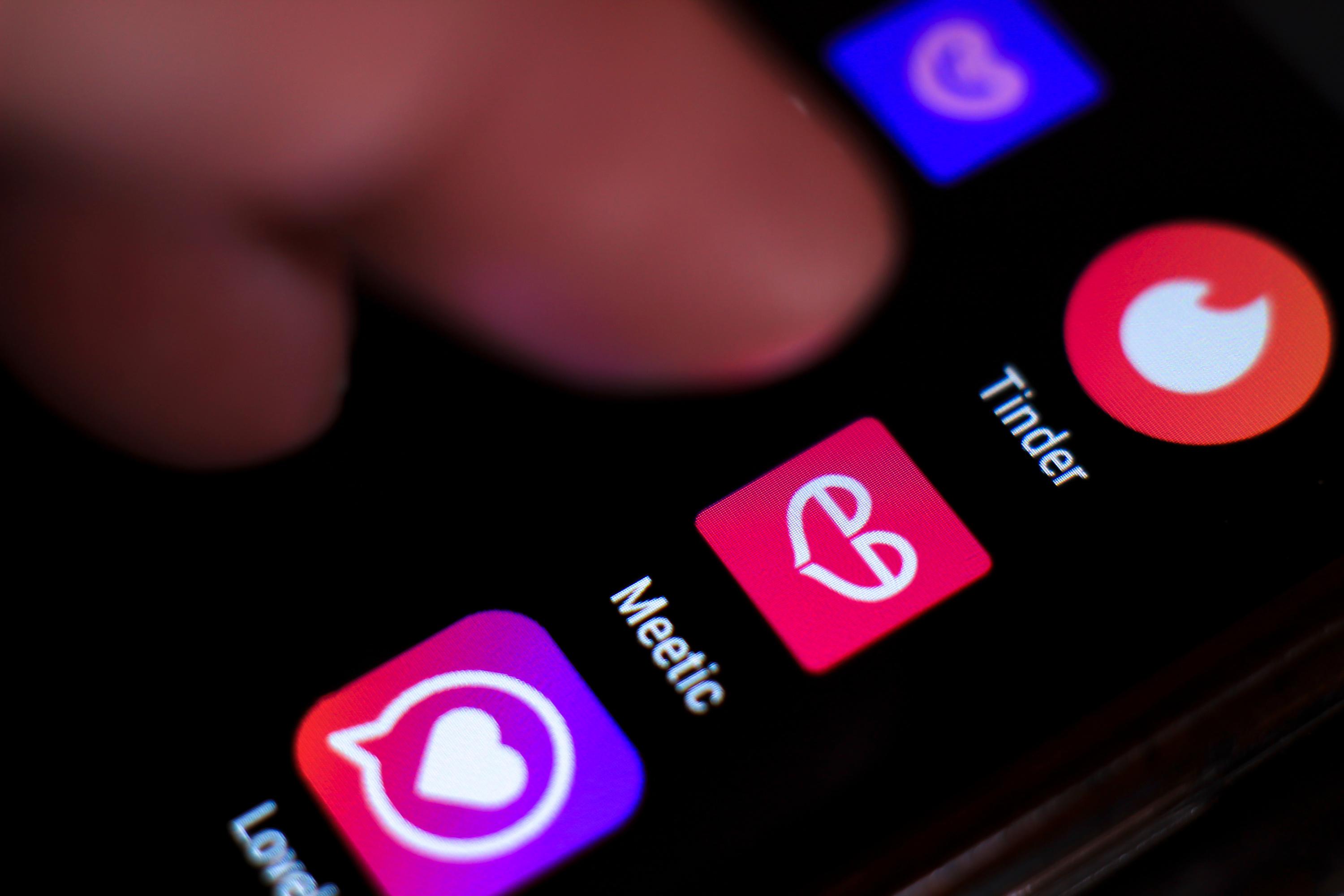 Tinder, Meetic... Les champions du dating peinent face à une concurrence accrue