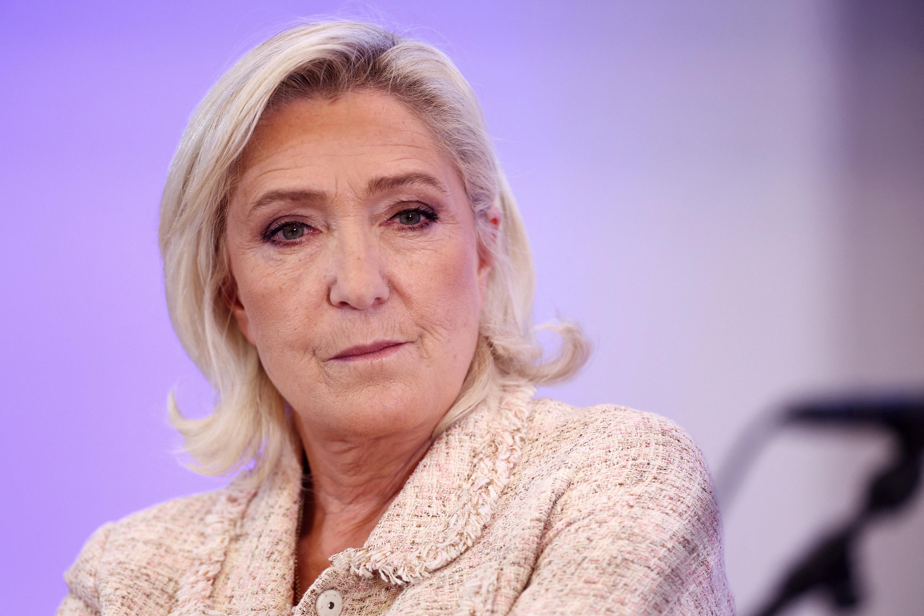 Marine Le Pen Accuses Bruno Le Maire of Complicity in Fraudulent Public Finance Bankruptcy