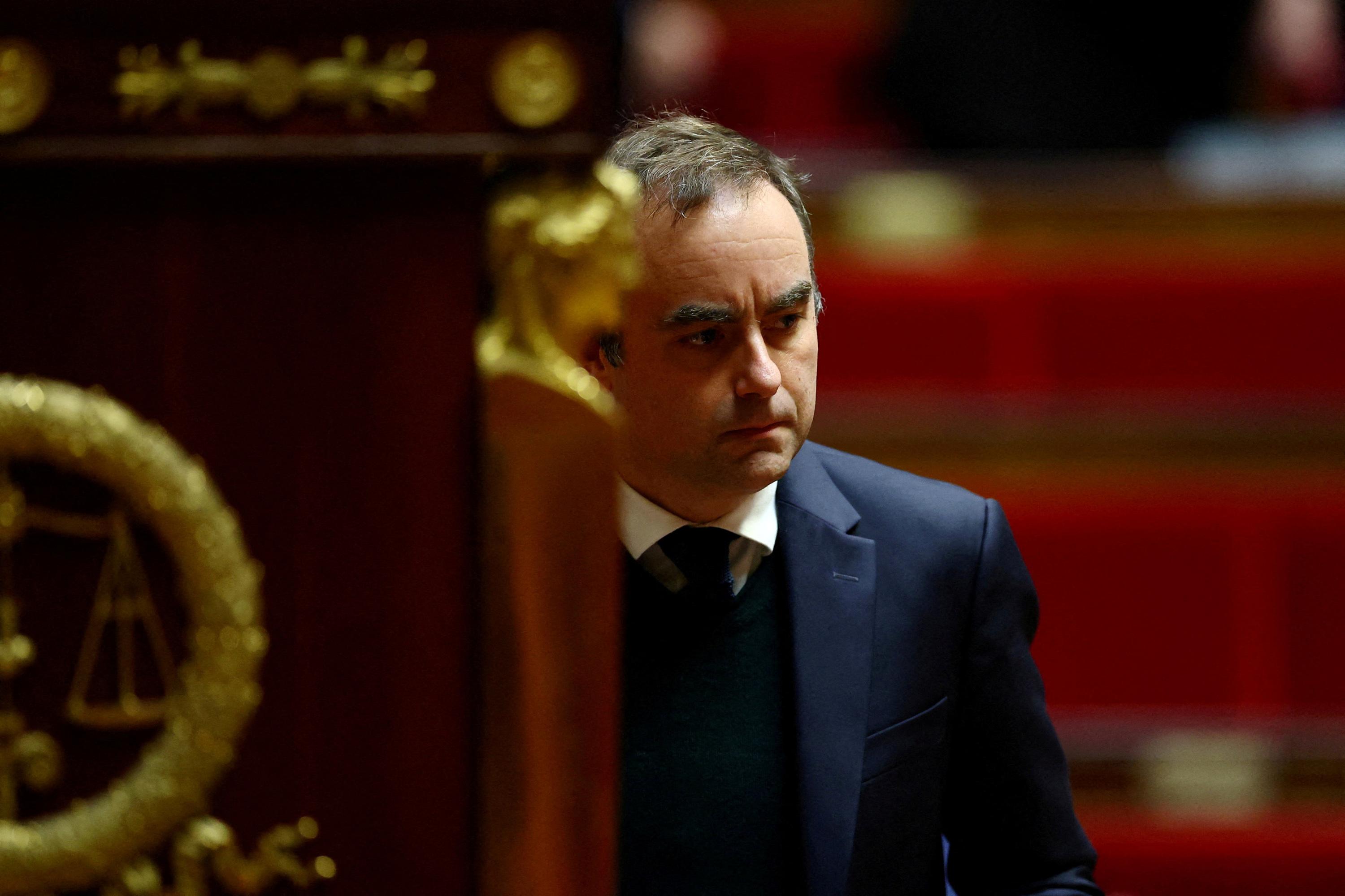 French National Assembly Approaches Crucial Vote on 2026 Social Security Budget Amid Political Tensions