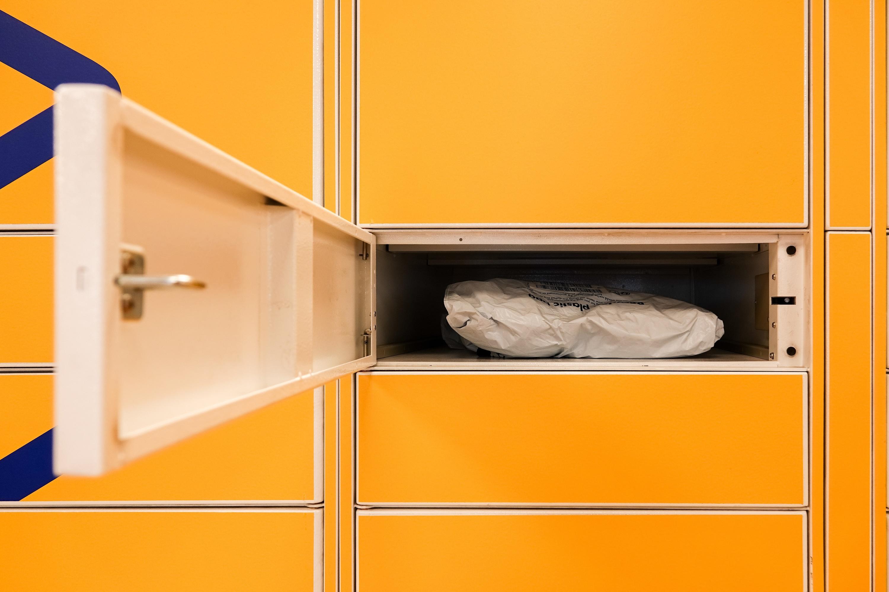 «J’ai récupéré un colis vide» : derrière la multiplication des lockers, la menace d’une hausse des vols