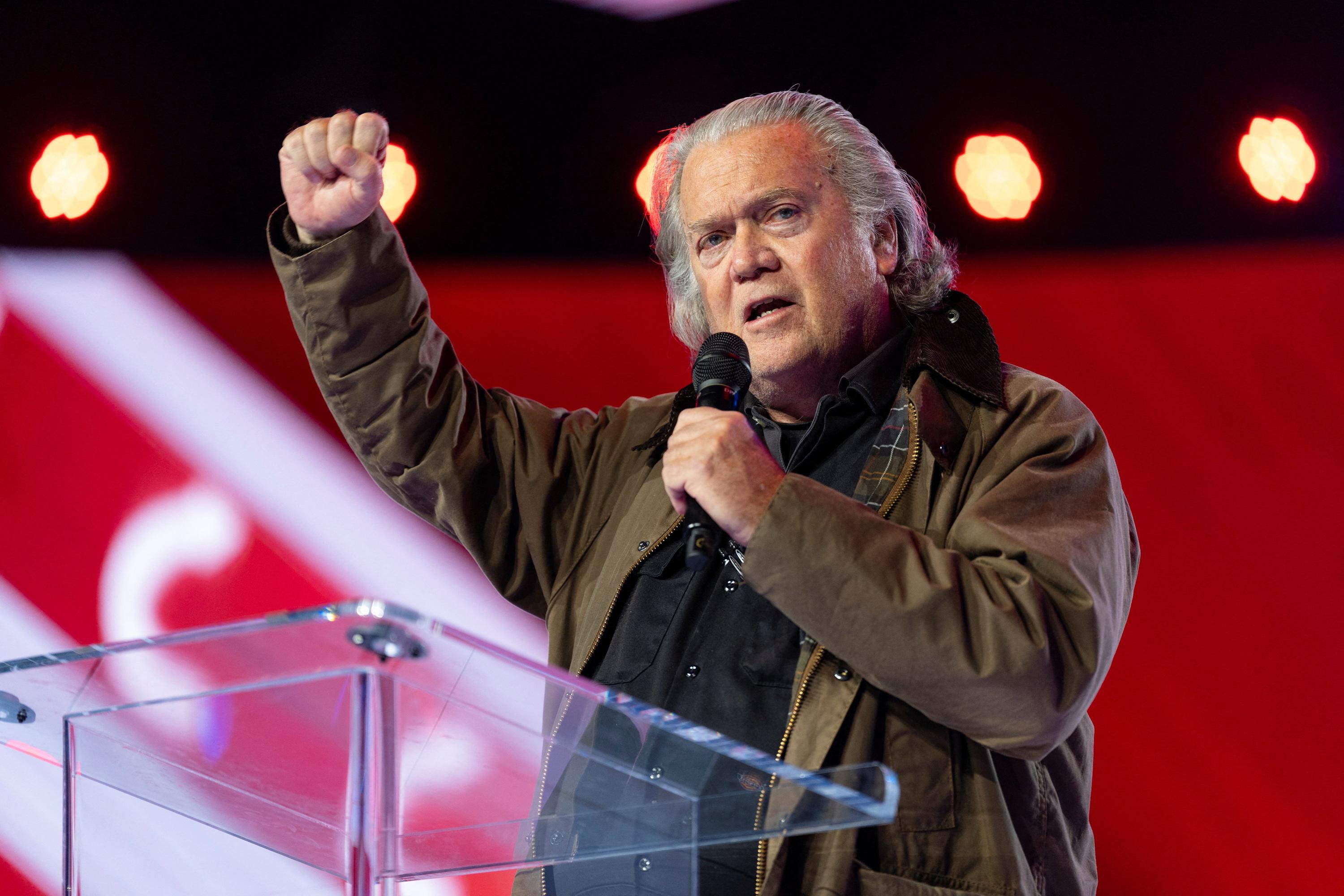 Steve Bannon, ancien conseiller de Donald Trump, mise davantage sur Le Pen pour «tuer l'UE» que sur «le gamin» Bardella