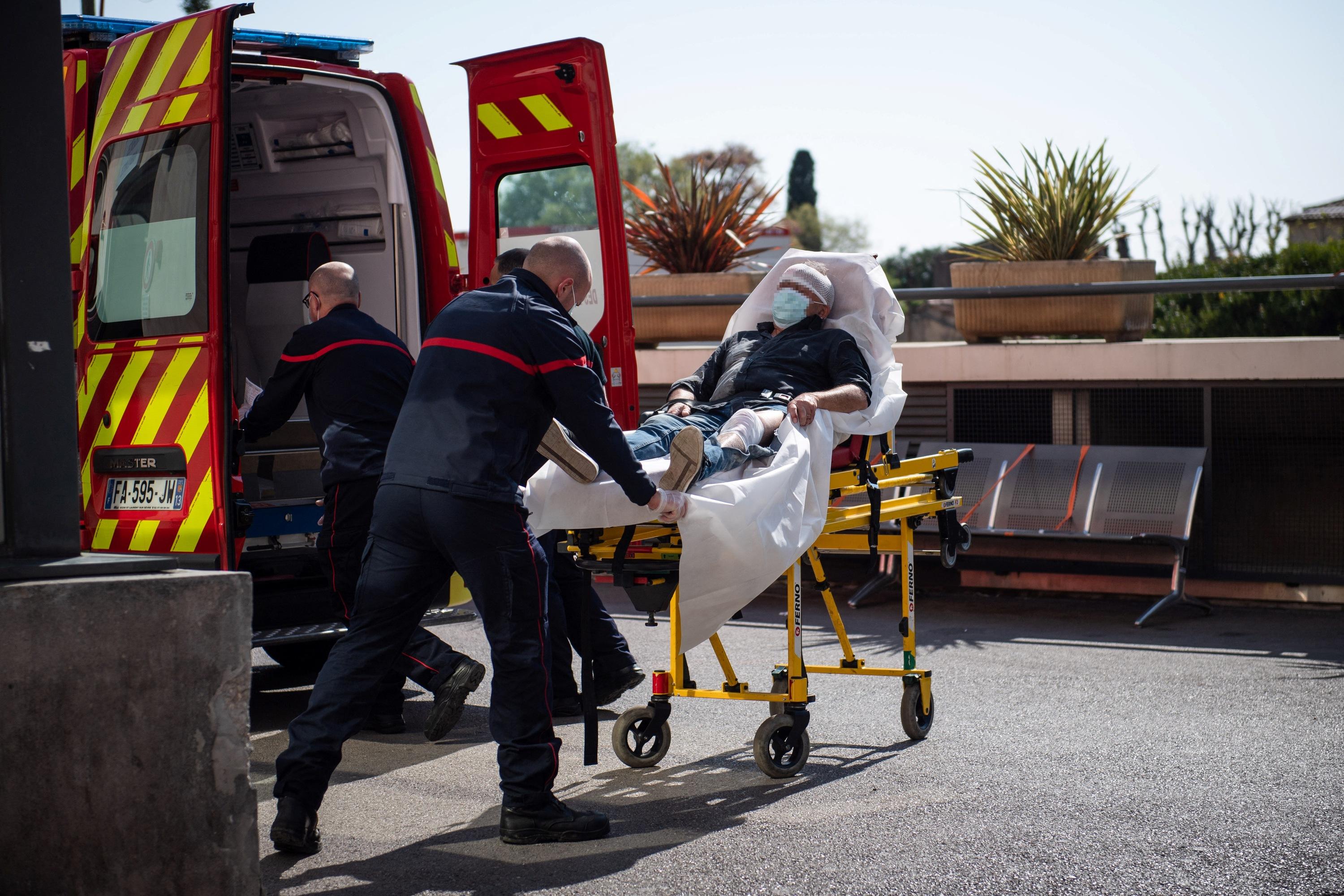 Aix-en-Provence : une patiente meurt en attendant d’être prise en charge par les urgences