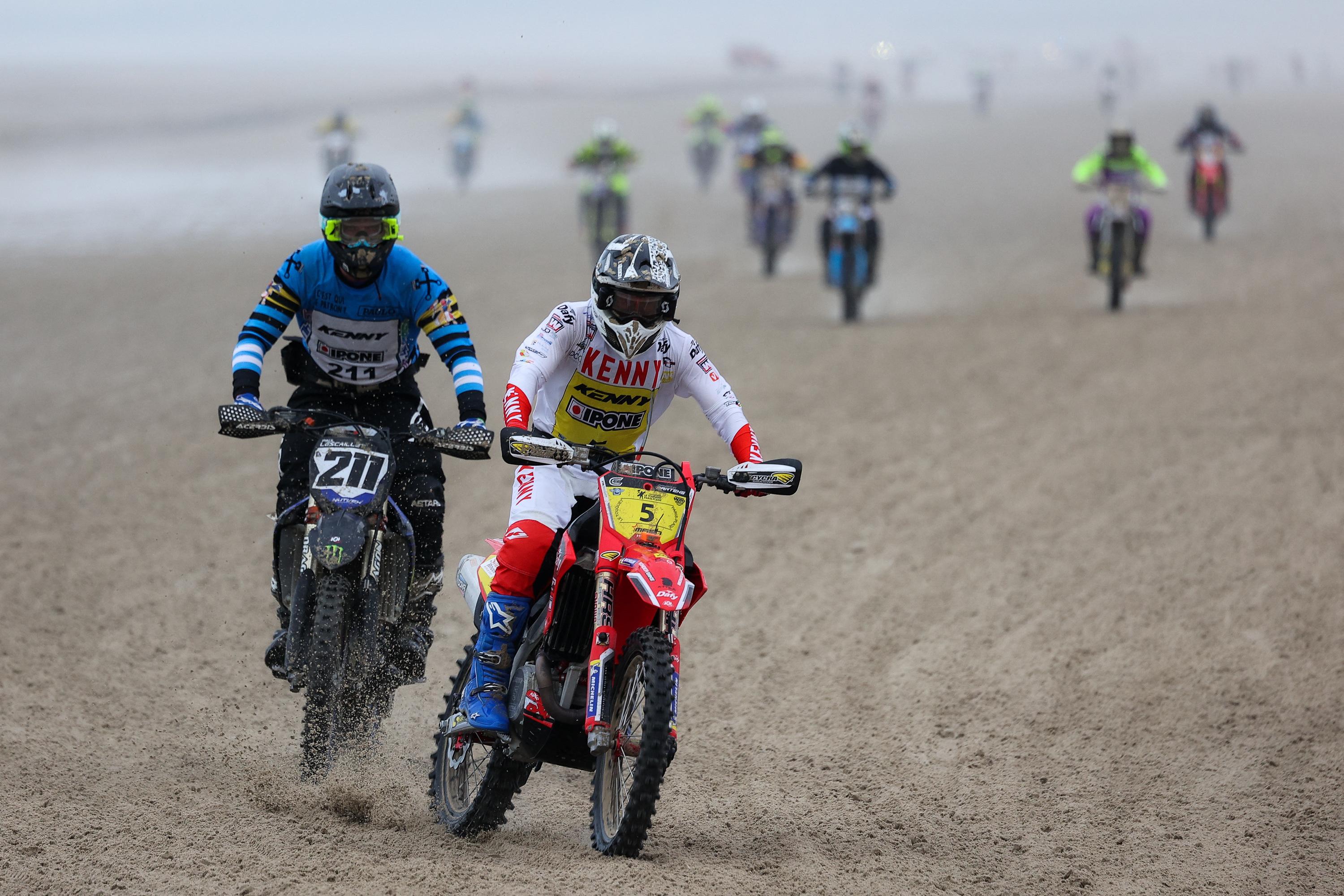 Gironde : un jeune pilote meurt après un accident aux championnats de France de moto des sables
