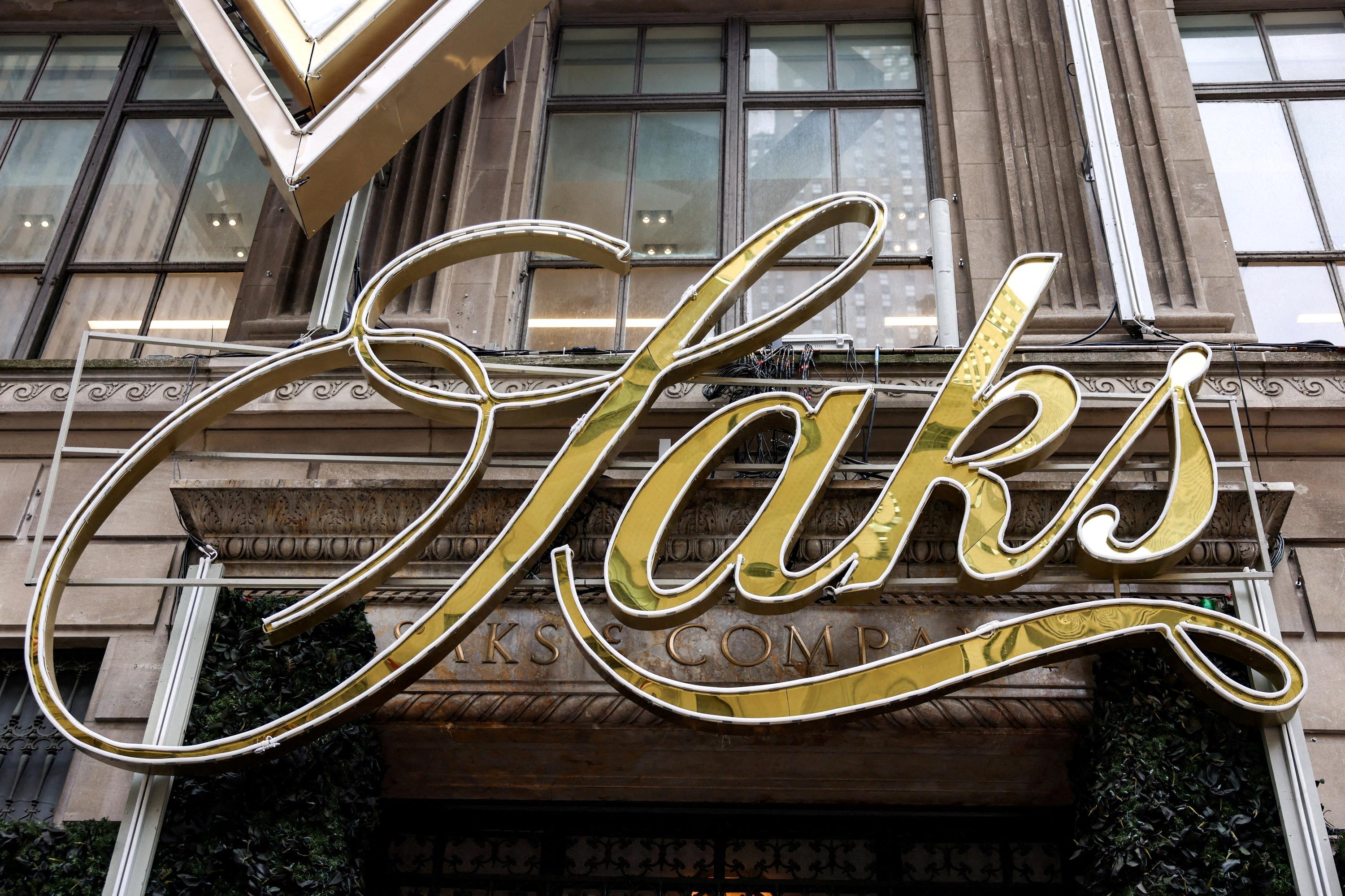 Le grand magasin Saks, temple du luxe à New York, se place en faillite