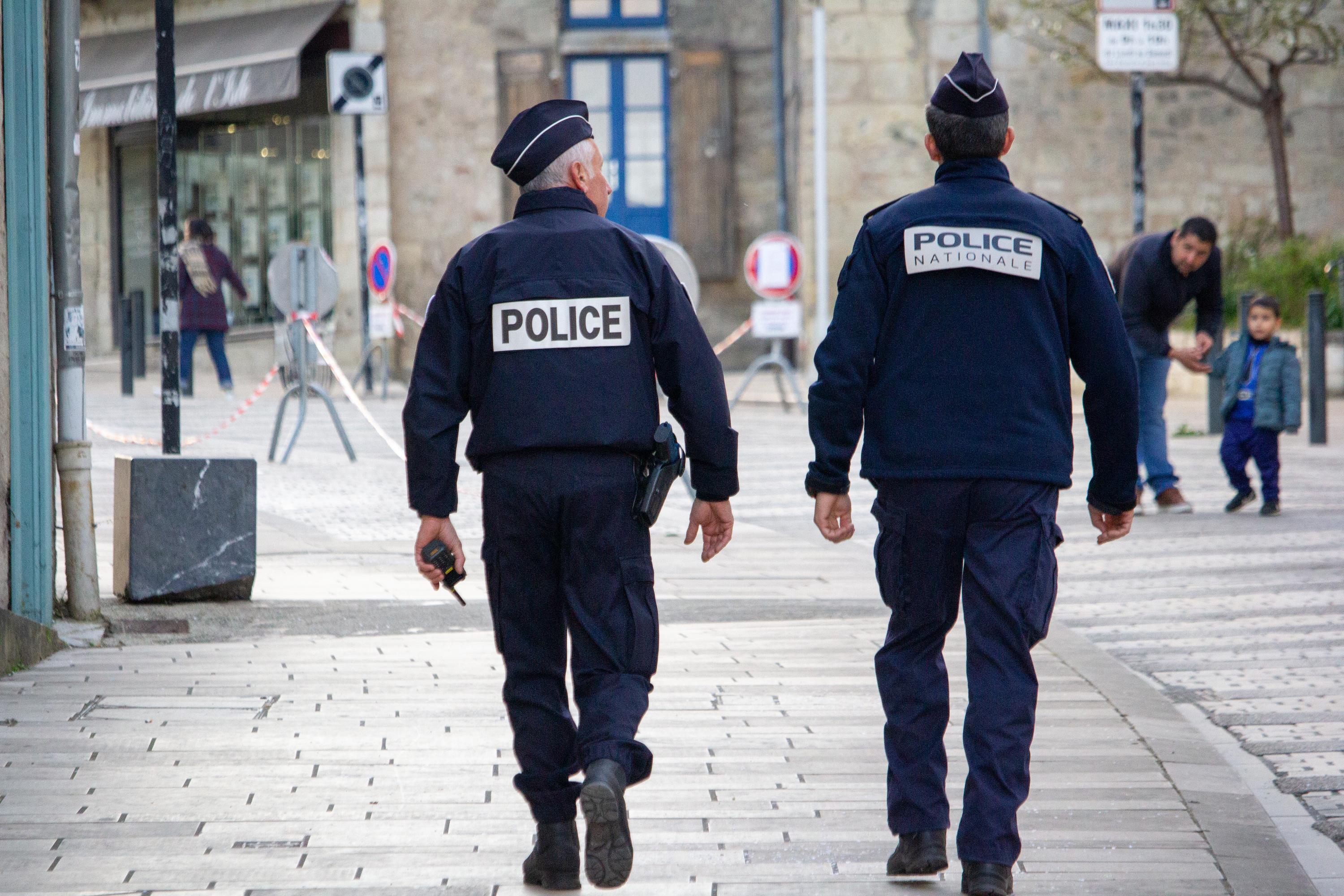Deux personnes interpellées après le meurtre d’un jeune homme à Grasse