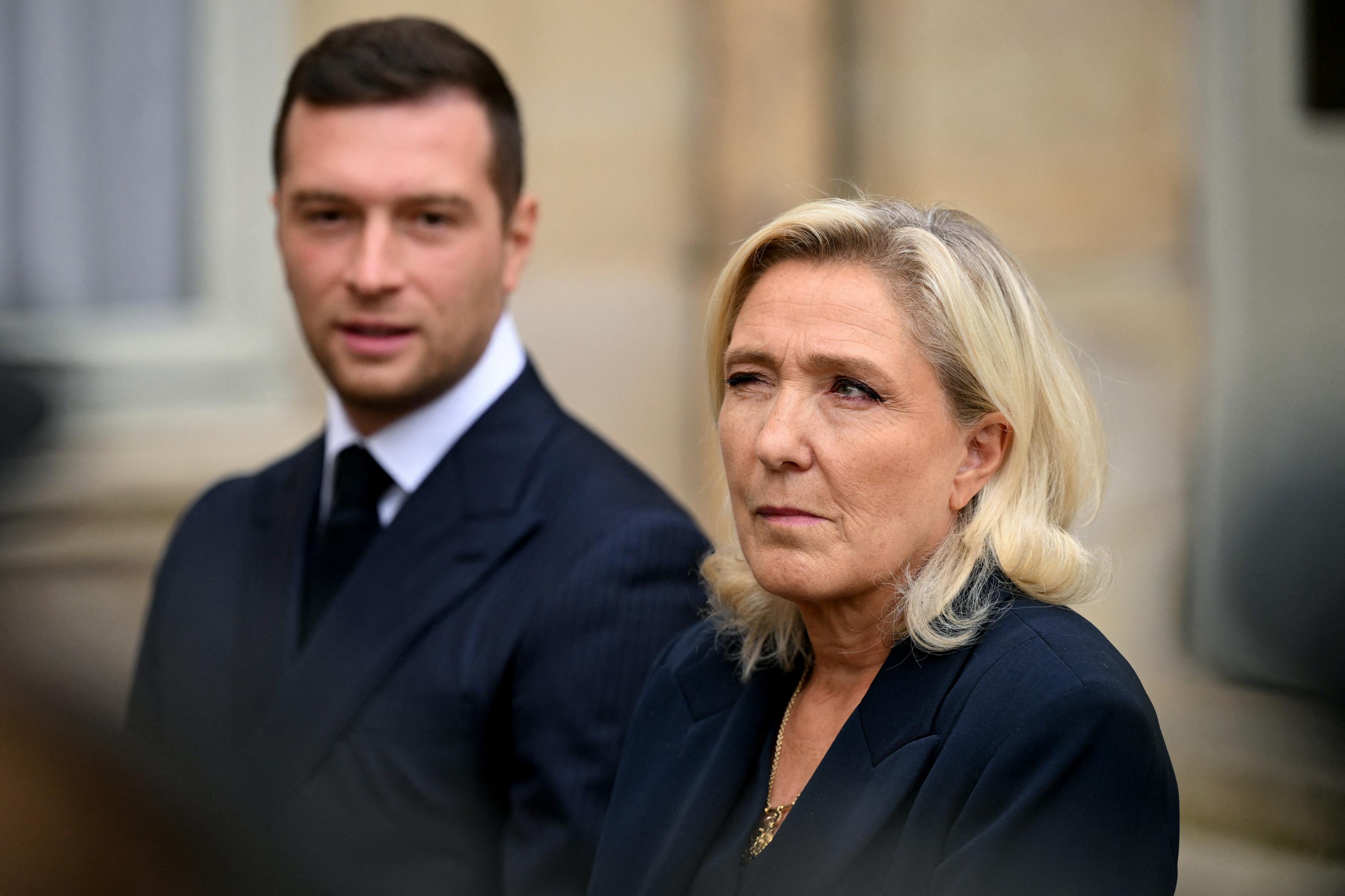 Trump e il RN: la vicinanza di Le Pen e Bardella sotto i riflettori