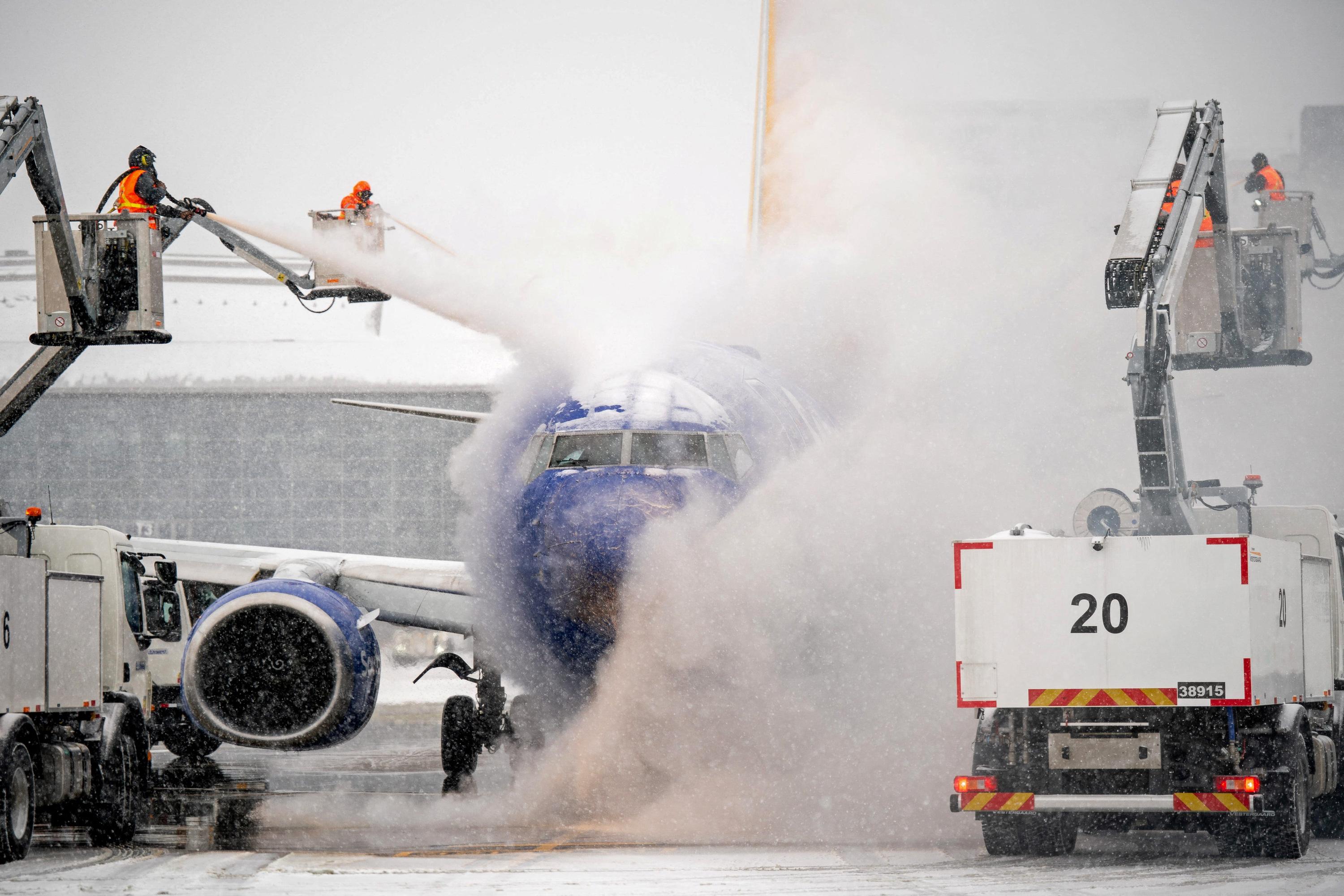 Tempête Fern en Amérique du Nord : les vols transatlantiques toujours sous forte tension