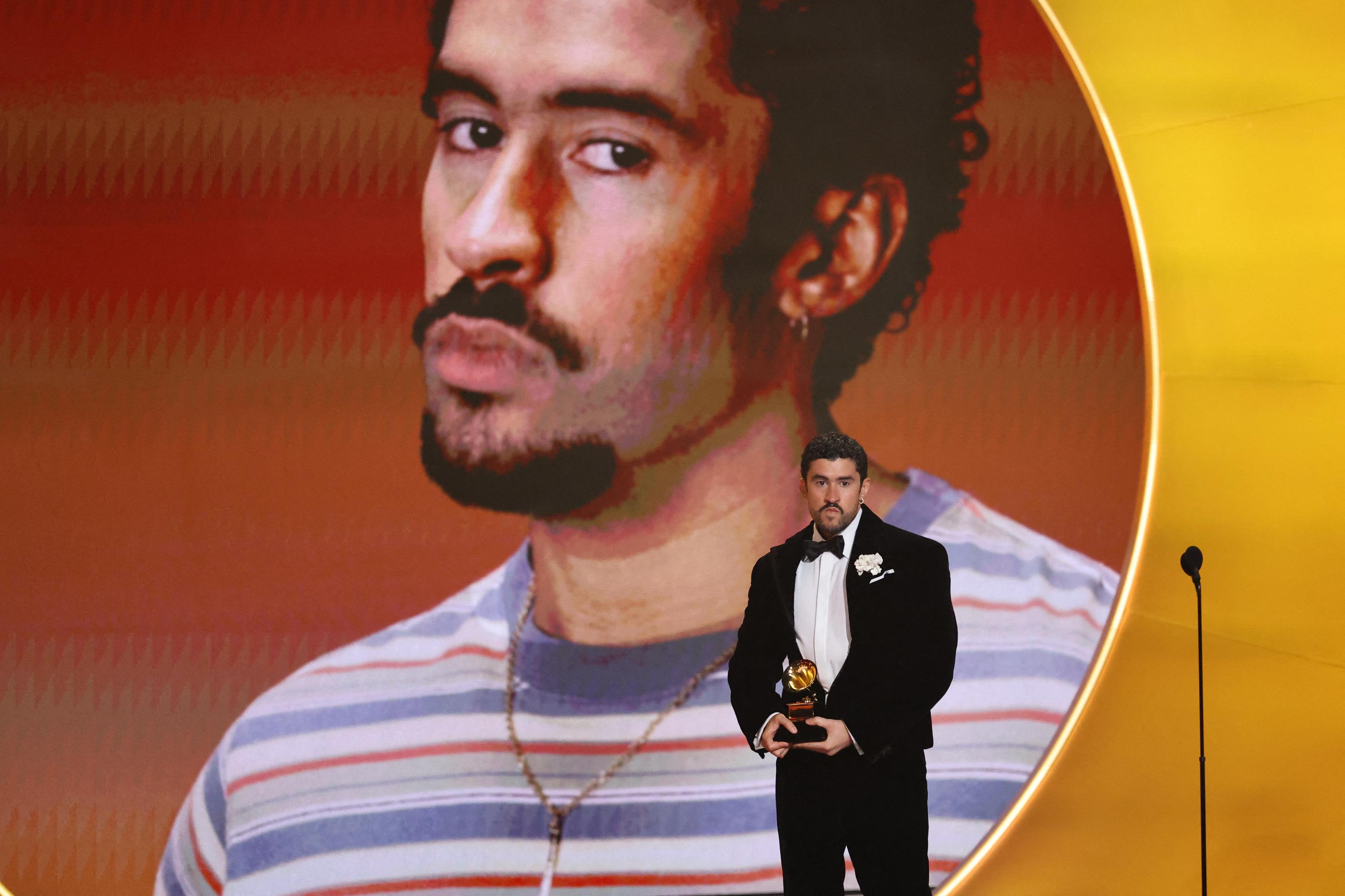 Bad Bunny, premier lauréat du Grammy de l’album de l’année avec un disque en espagnol