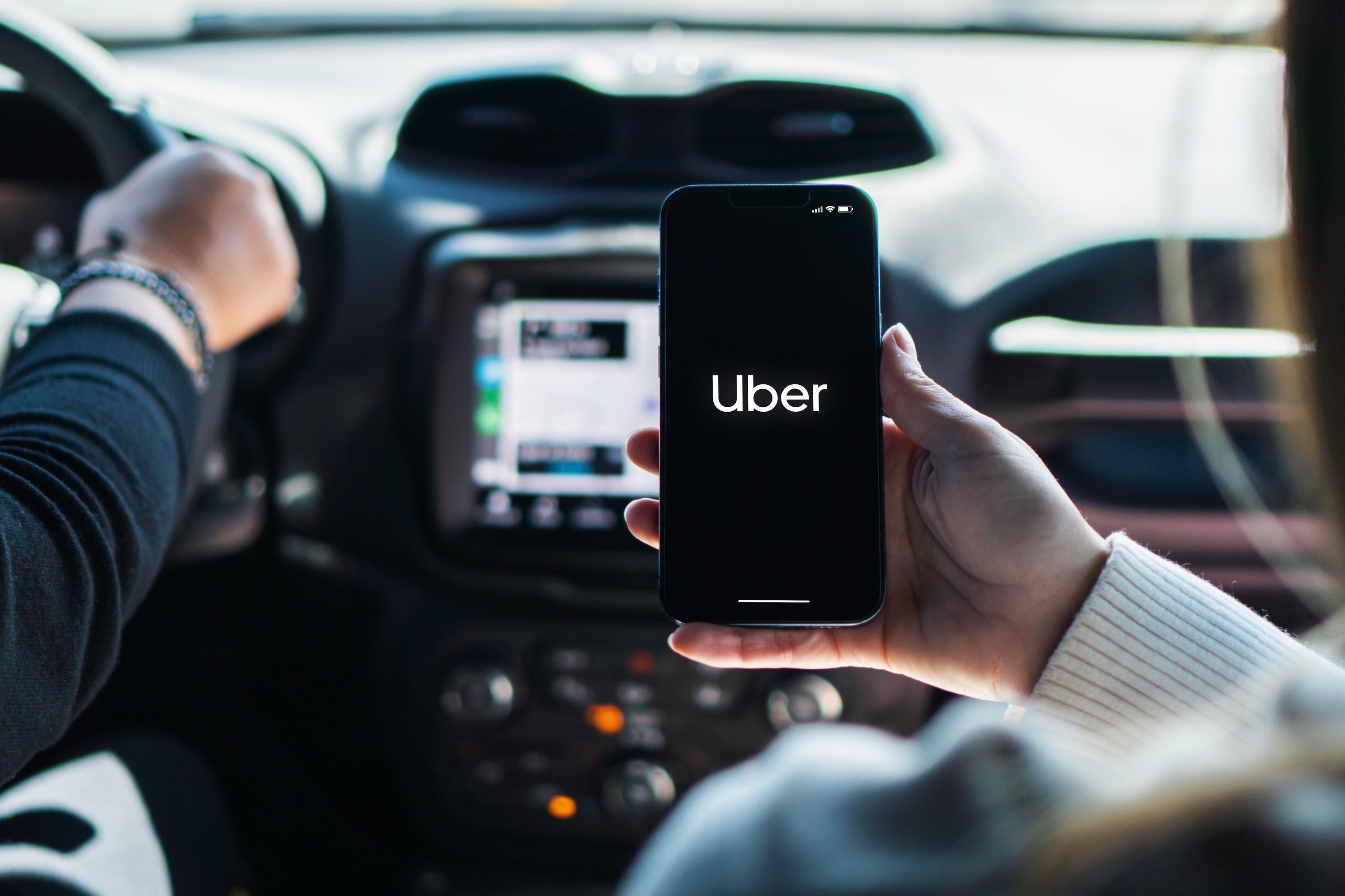 Uber sous la menace d’une amende de 1,7 milliard d’euros en France