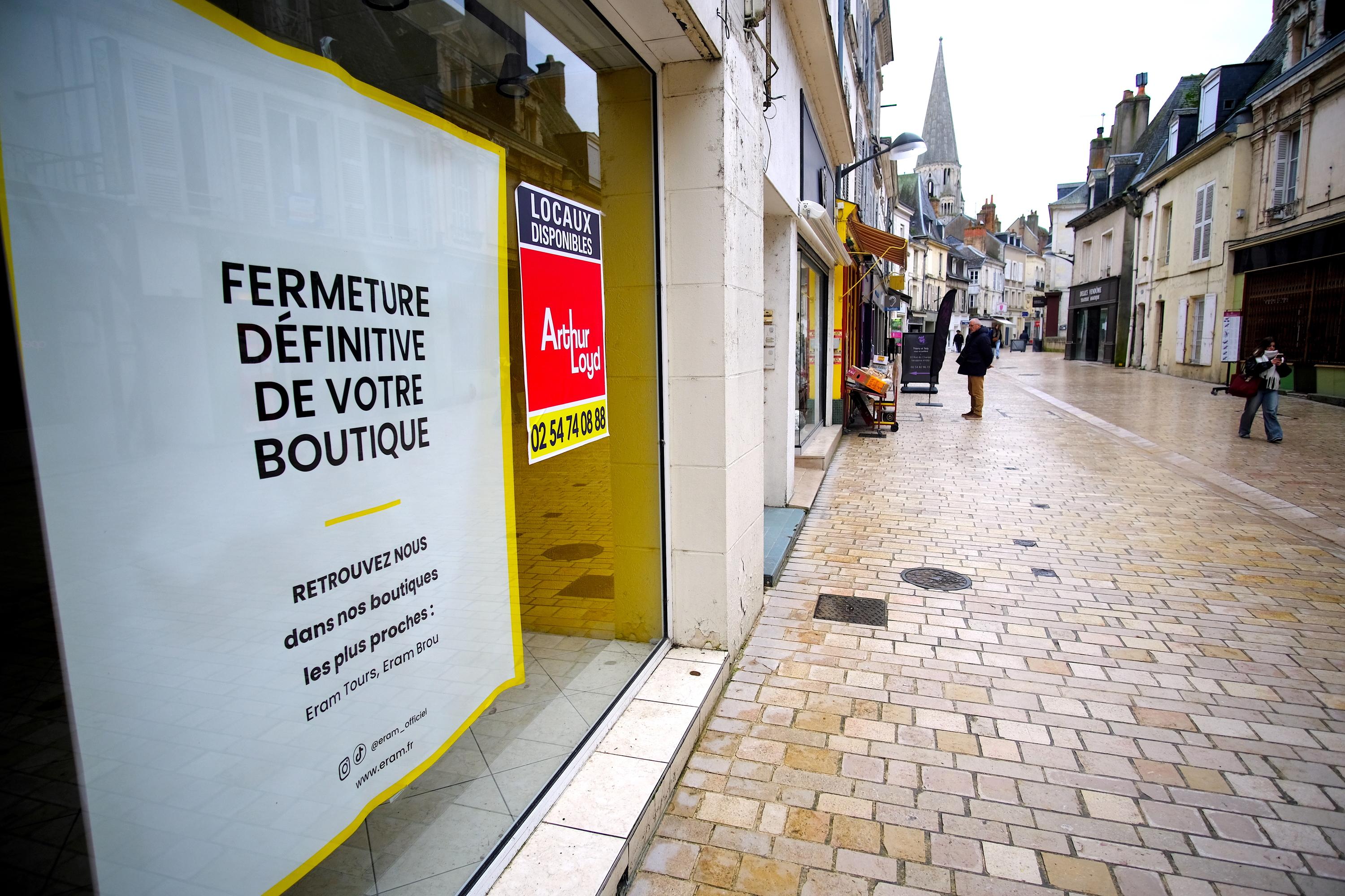 Fermeture des commerces en centres-villes : la piétonnisation est-elle vraiment coupable ?