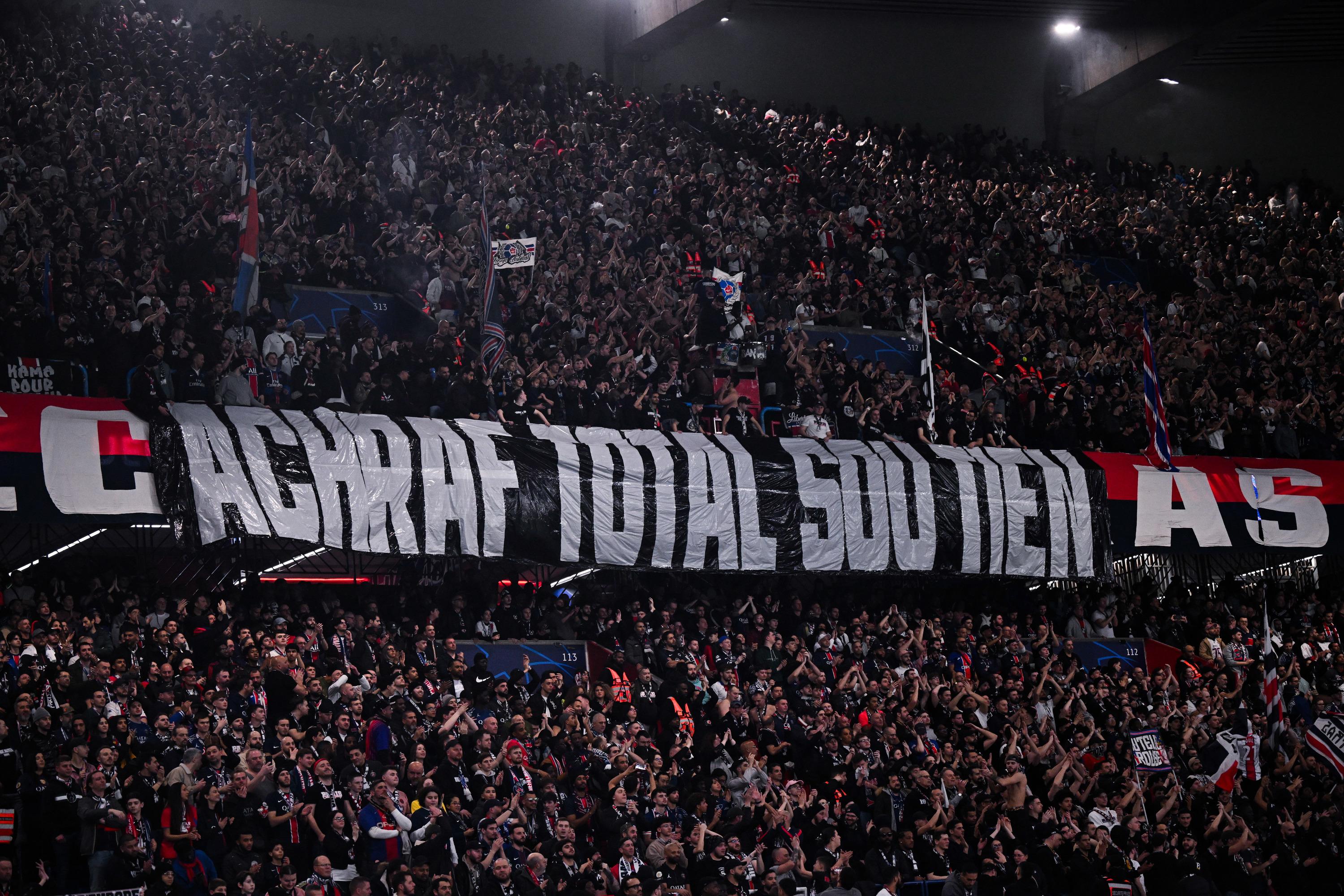 PSG-Monaco : « Achraf total soutien », le public parisien défend Hakimi, accusé de viol