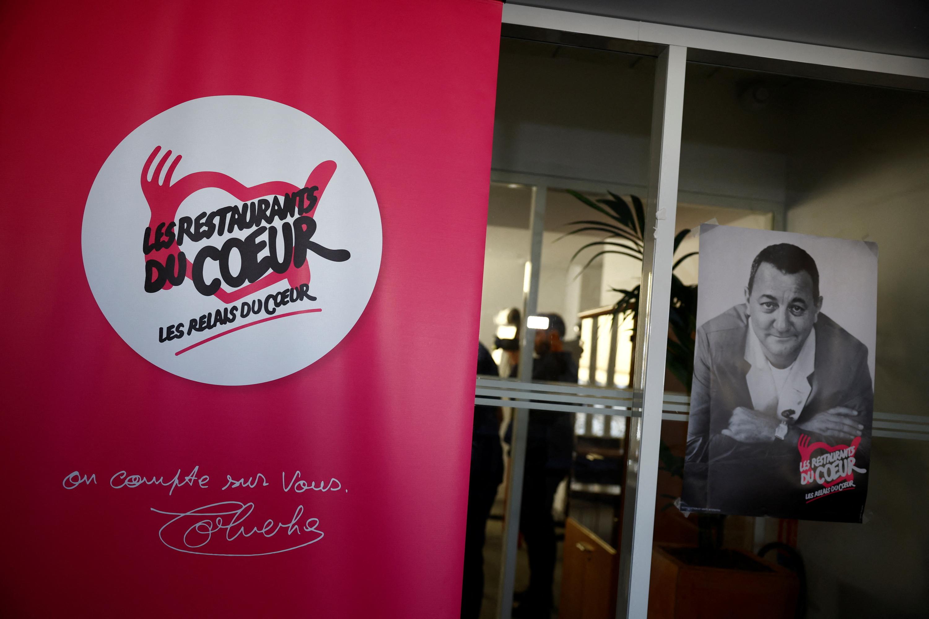 «Certains déversent leur haine, d’autres sont tout de suite réceptifs» : à Paris, la collecte nationale des Restos du cœur est lancée