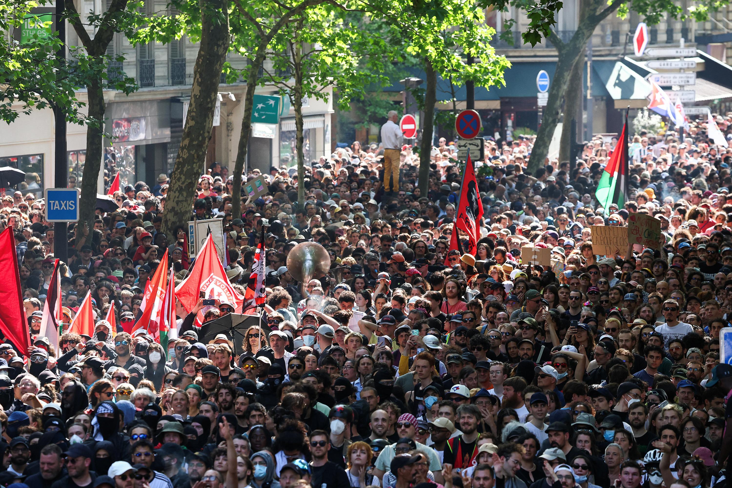 Travail le 1er mai : huit syndicats demandent à Sébastien Lecornu de renoncer à la commission mixte paritaire