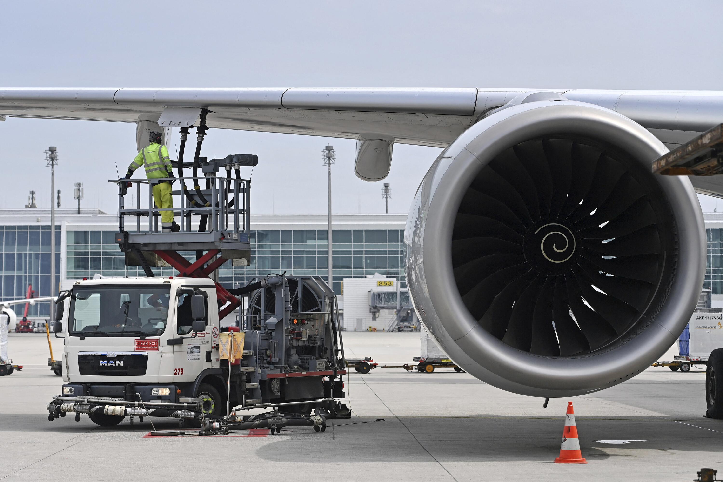 Augmentation des prix, annulation des vols… En Europe, le transport aérien chahuté par les risques de pénurie de kérosène