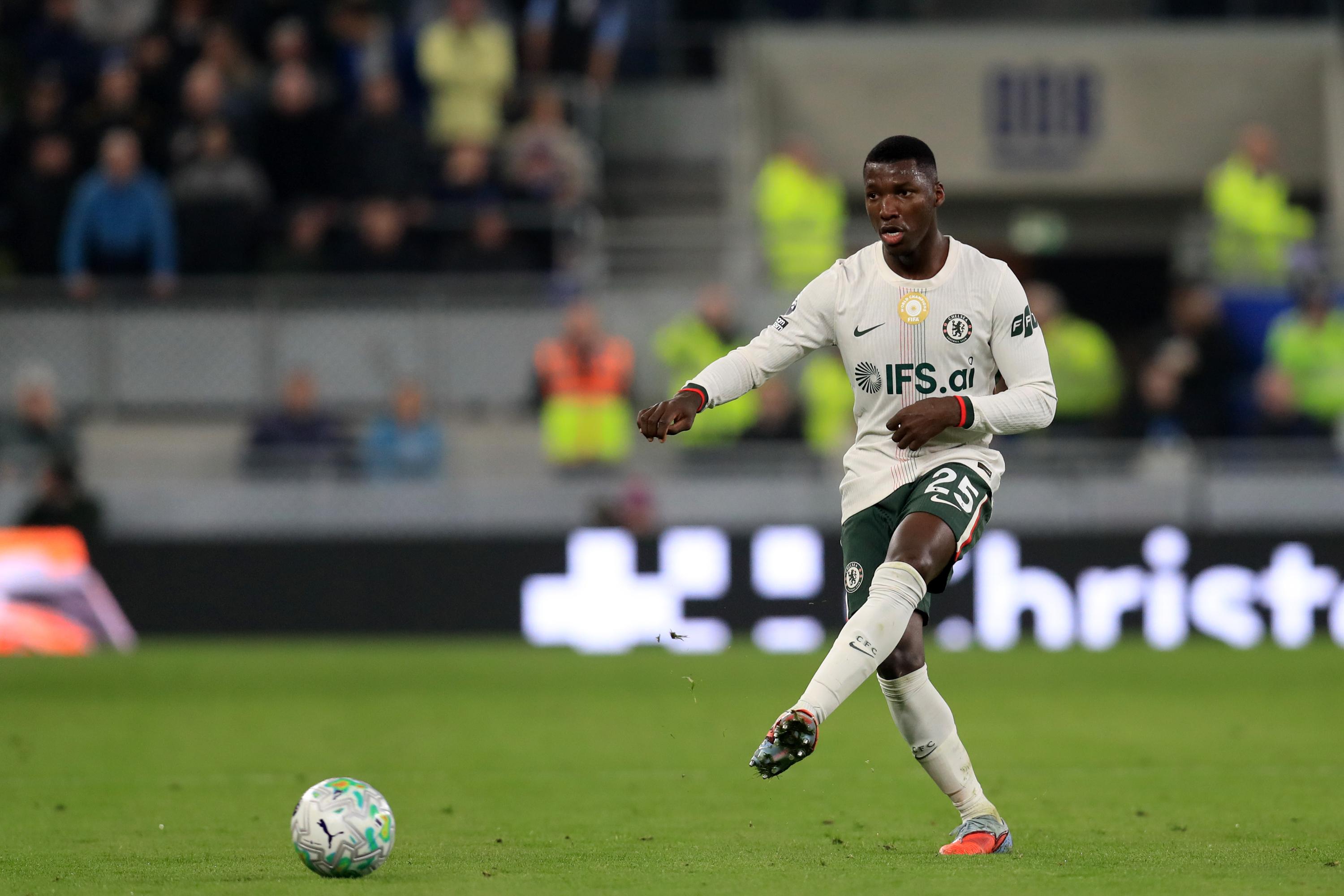 Premier League : un cadre de Chelsea prolonge jusqu'en 2033 avec les Blues