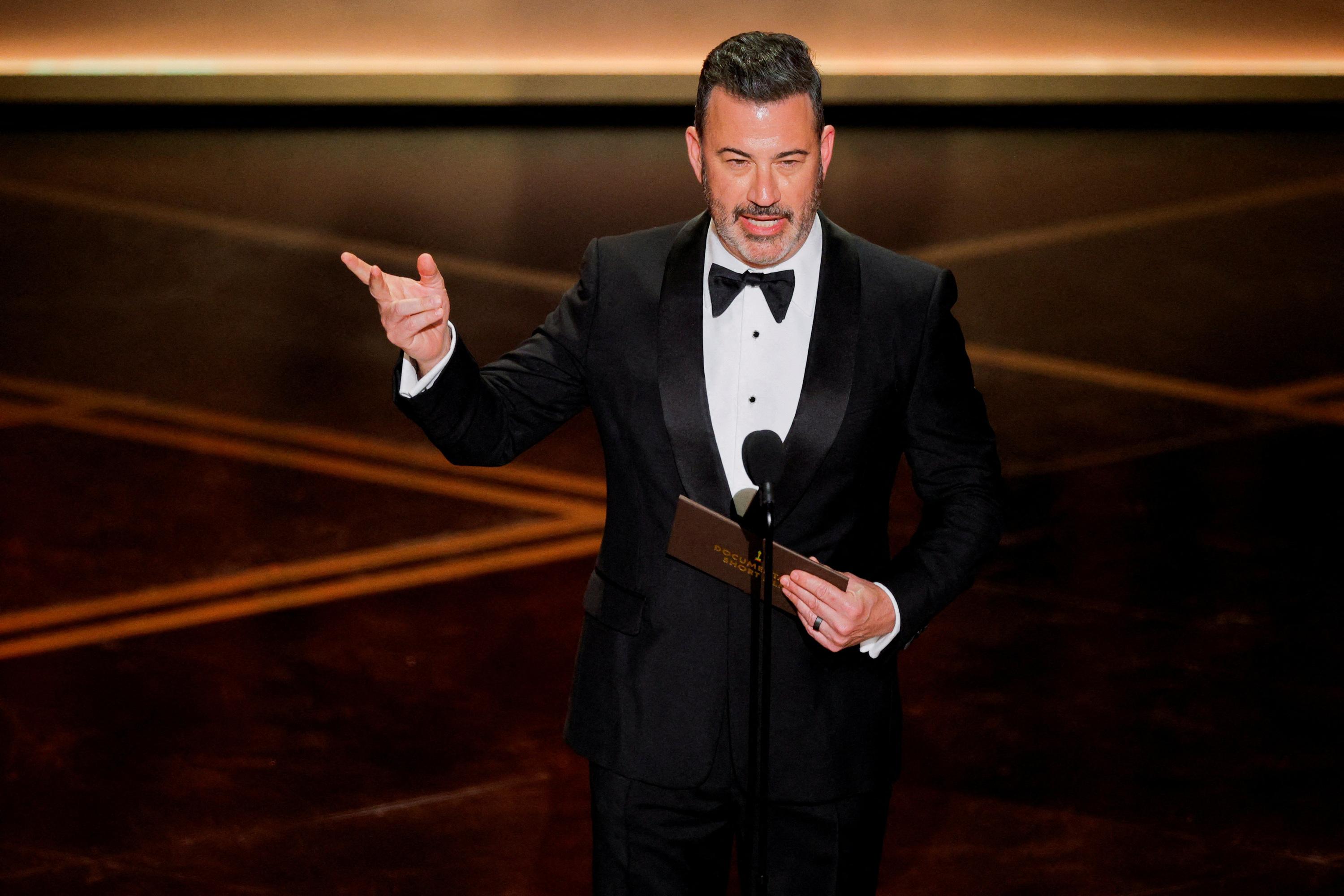 «Une vraie ordure» : l’humoriste Jimmy Kimmel de nouveau dans le viseur de Donald Trump