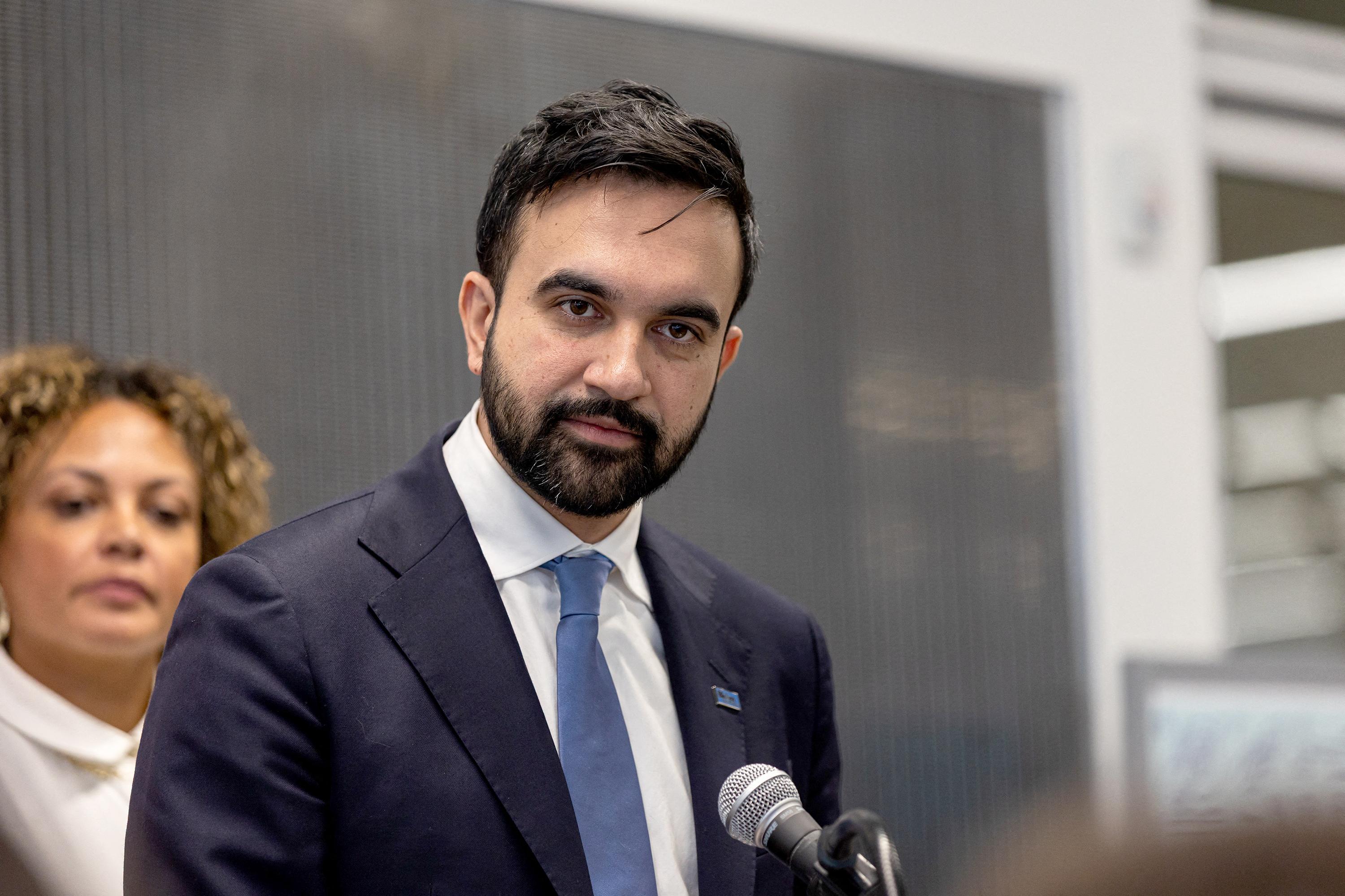 «Ignorance, mépris de l’élite politique» : un propriétaire s’emporte contre le maire de New York qui veut taxer les plus riches