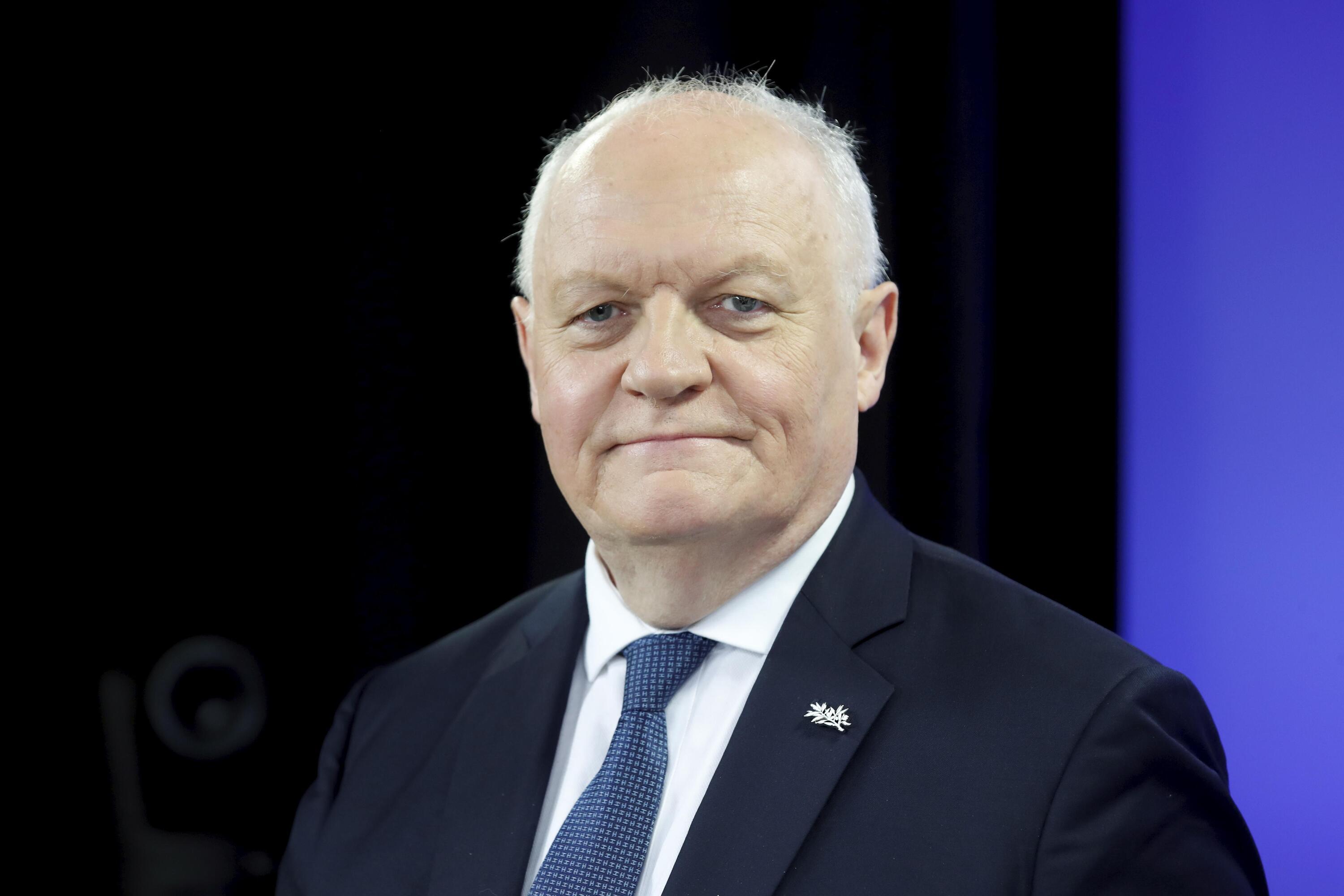 Agression et harcèlement sexuels sur ses collaborateurs : François Asselineau renvoyé en correctionnelle
