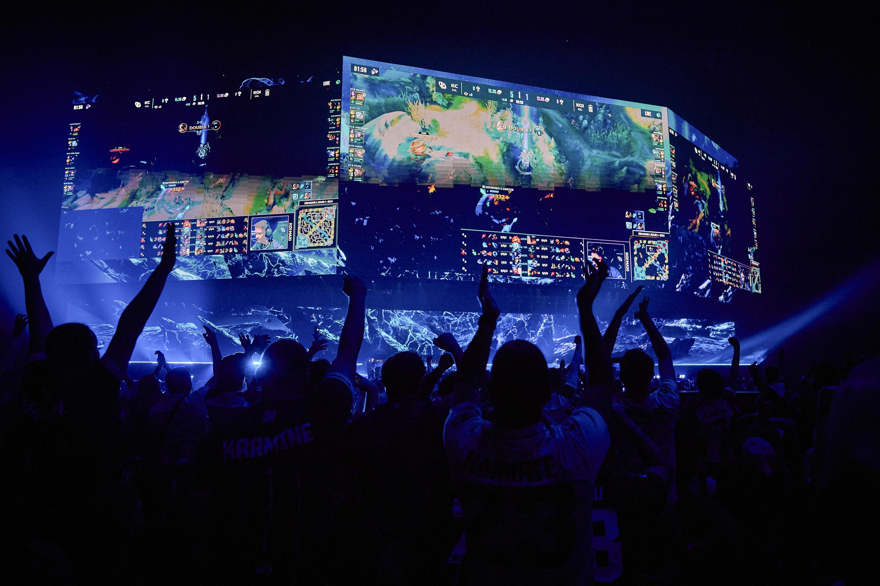 «Cela confirme l’attractivité de la France en tant que pays d’e-sport» : Paris accueille au pied levé la plus grande compétition mondiale de jeu vidéo