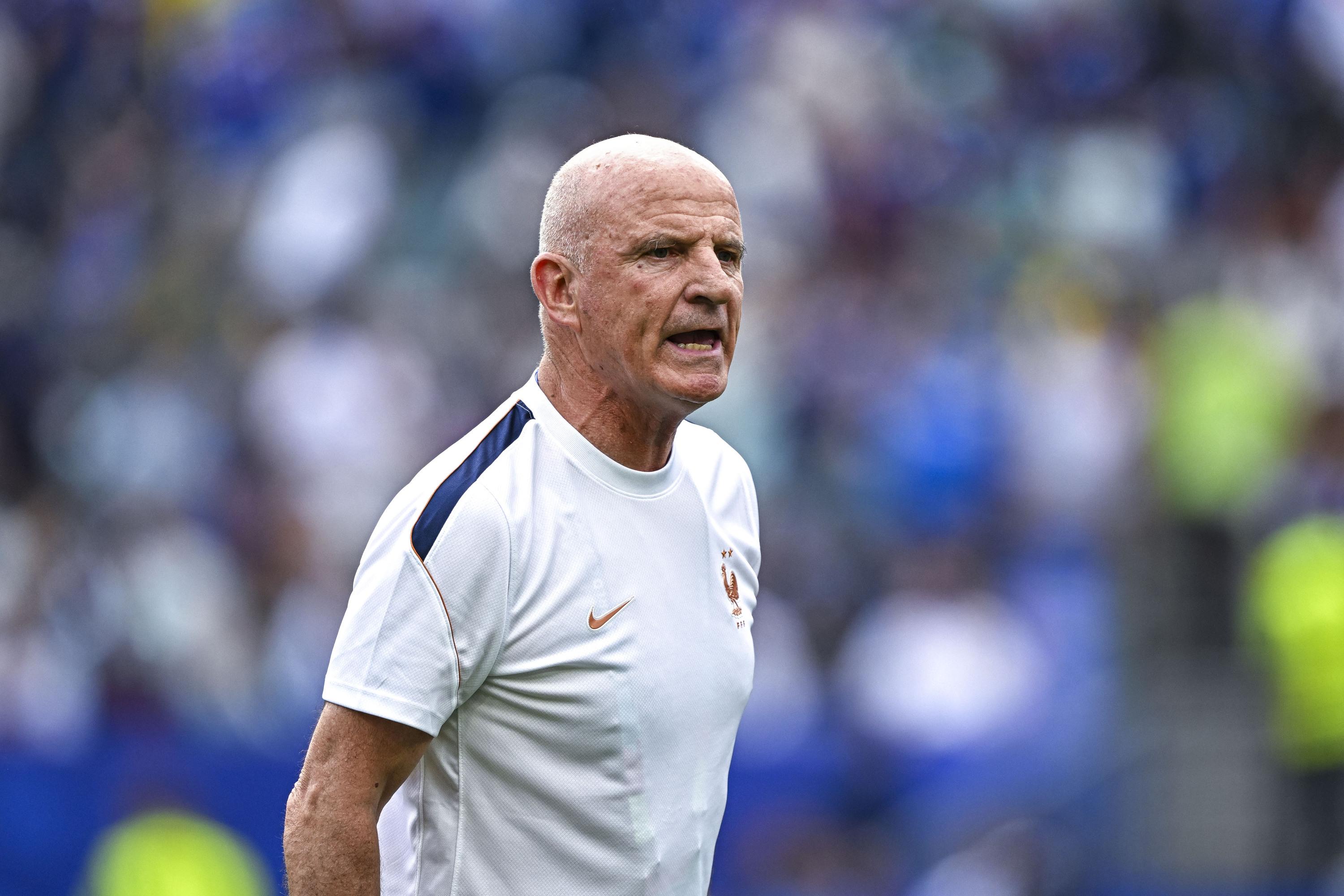 EN DIRECT - Coupe du monde 2026 : Guy Stéphan aux commandes des Bleus, les grandes ambitions du Maroc, le Canada connaît son prochain adversaire