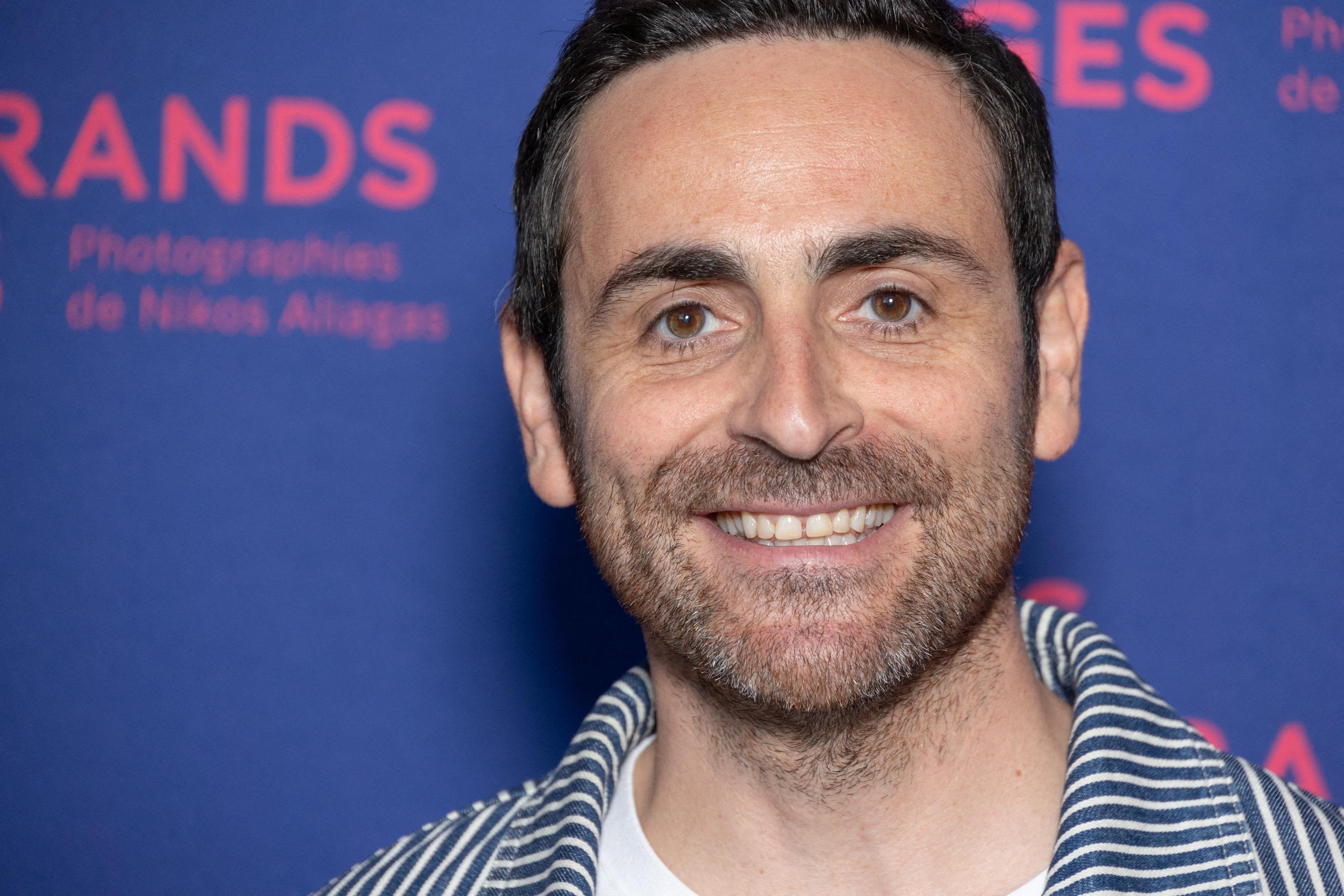 Camille Combal fait ses premiers pas sur France Inter avec un jeu estival — Divertissement