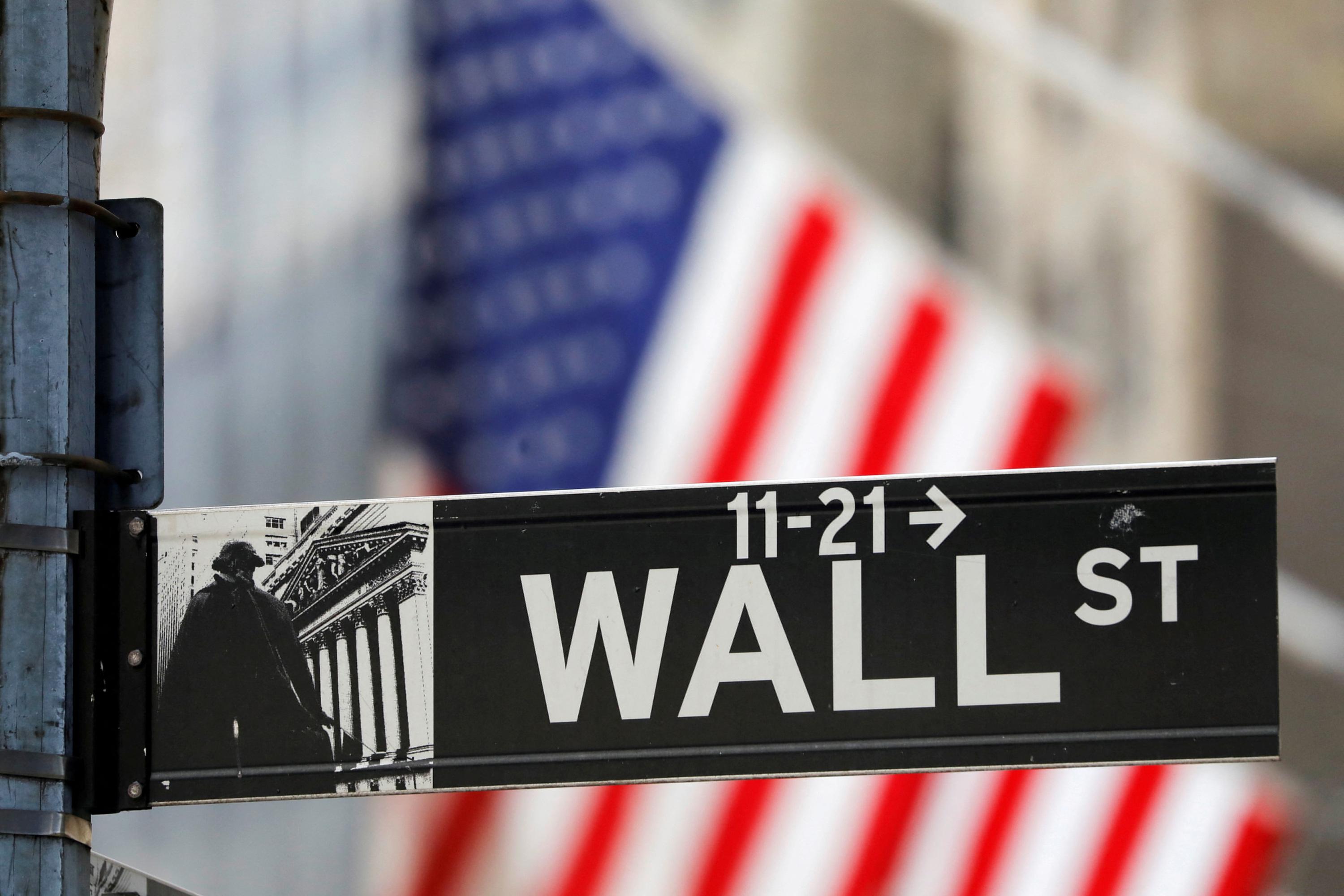 Wall Street clôture en hausse, introduction en Bourse réussie pour SK hynix