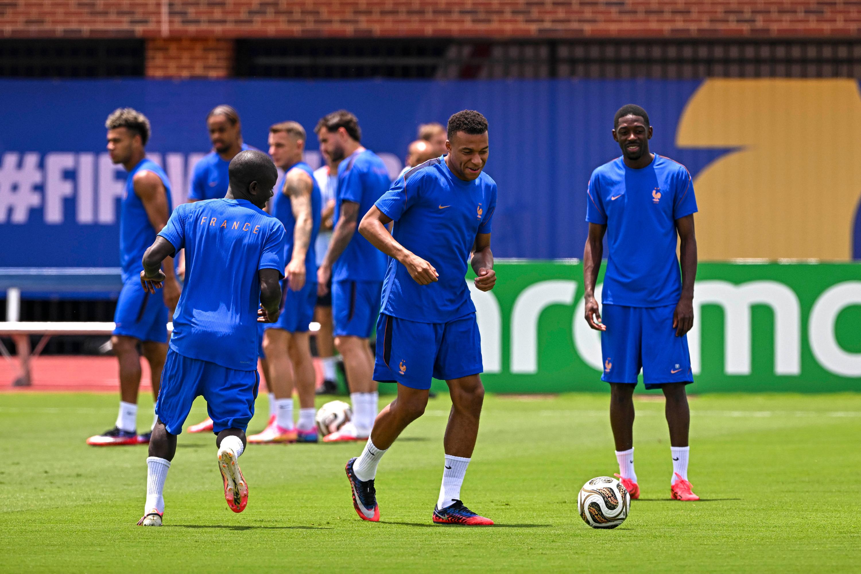 EN DIRECT - Coupe du monde 2026 : jour de demi-finale pour les Bleus, «le match le plus important» pour Lamine Yamal, les demi-finalistes soutiennent Christophe Gleizes