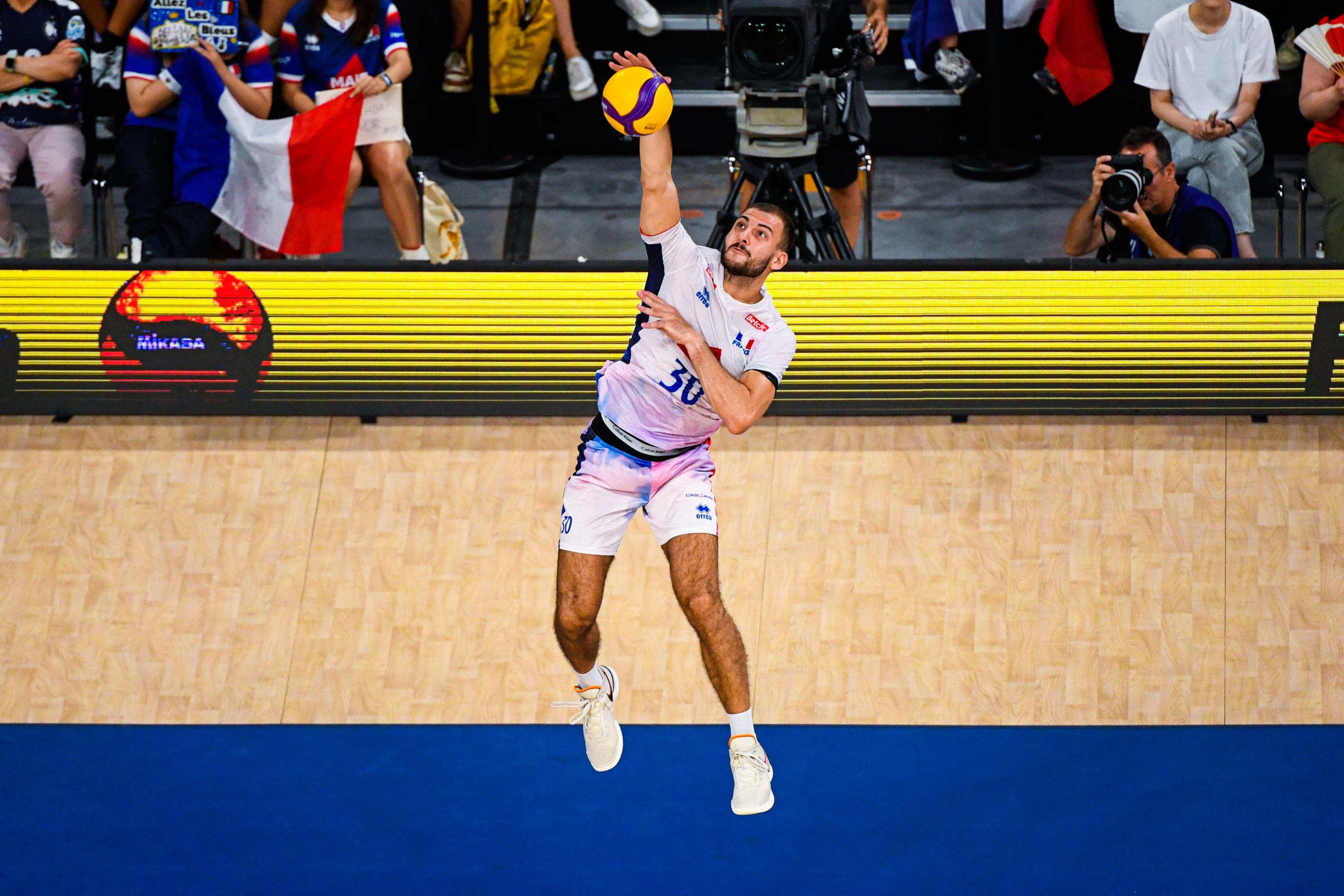 Volley : les Bleus encore en course pour le Final 8 de la Ligue des Nations après avoir balayé la Chine