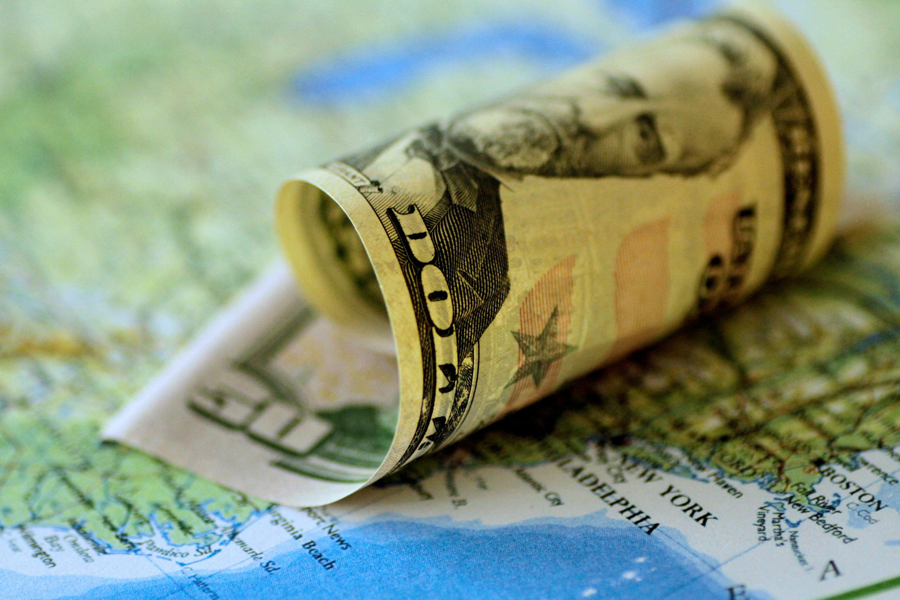 Le dollar progresse, poussé par les tensions grandissantes au Moyen-Orient