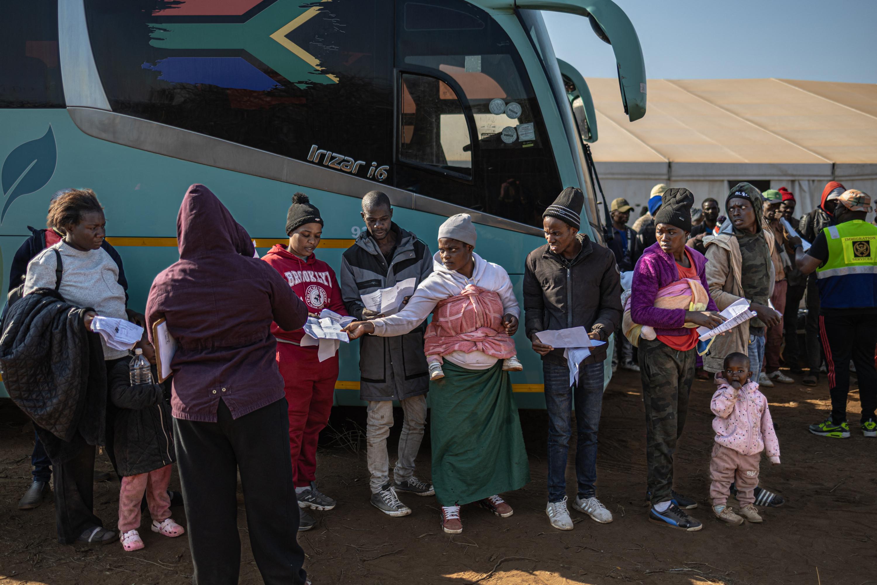 Tampon «indésirable» et chasse à l’homme : en Afrique du Sud, le grand exode des migrants qui fuient les violences xénophobes