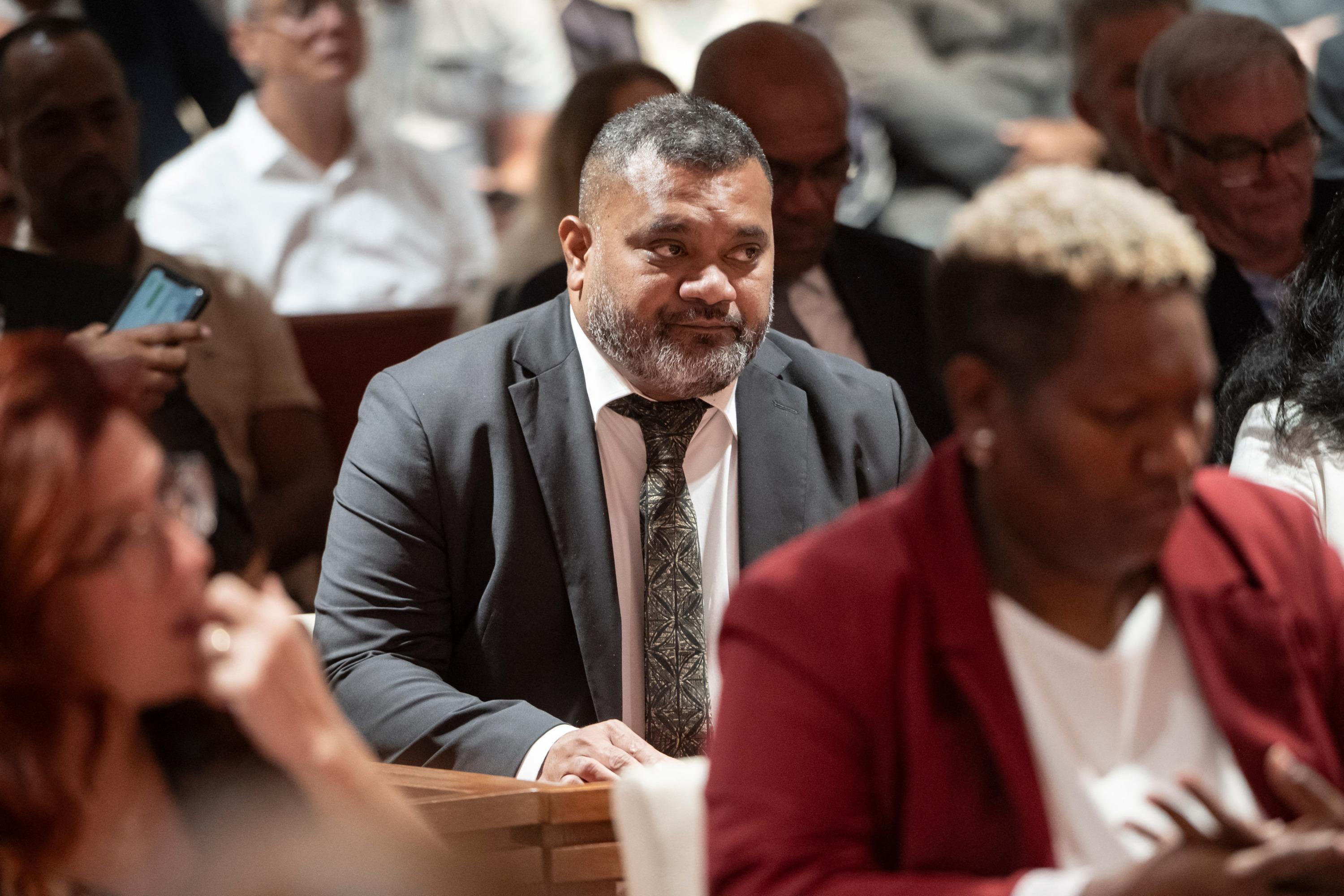 Nouvelle-Calédonie : les négociations sur l’avenir institutionnel renvoyées à l’après-présidentielle 2027