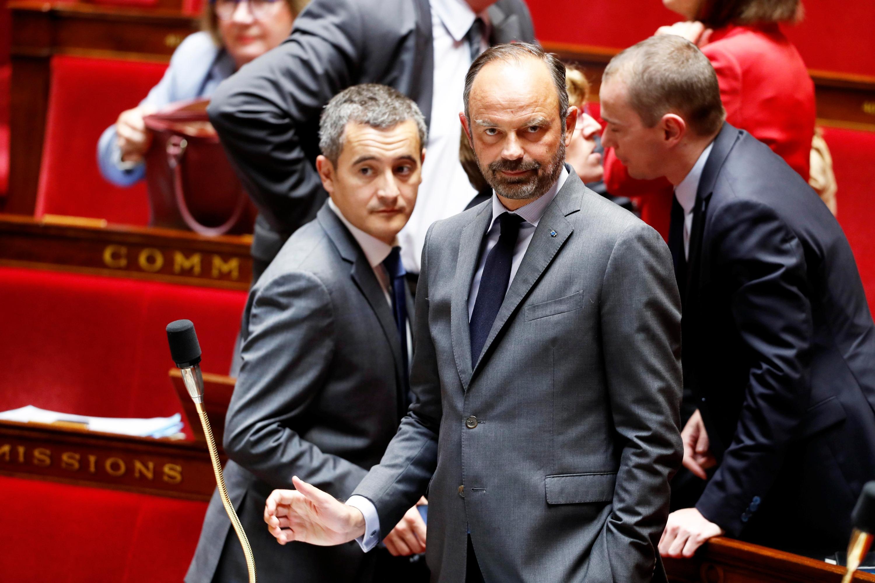 «Un macroniste rejoint un autre macroniste»: les soutiens de Retailleau étrillent le ralliement de Darmanin à Philippe