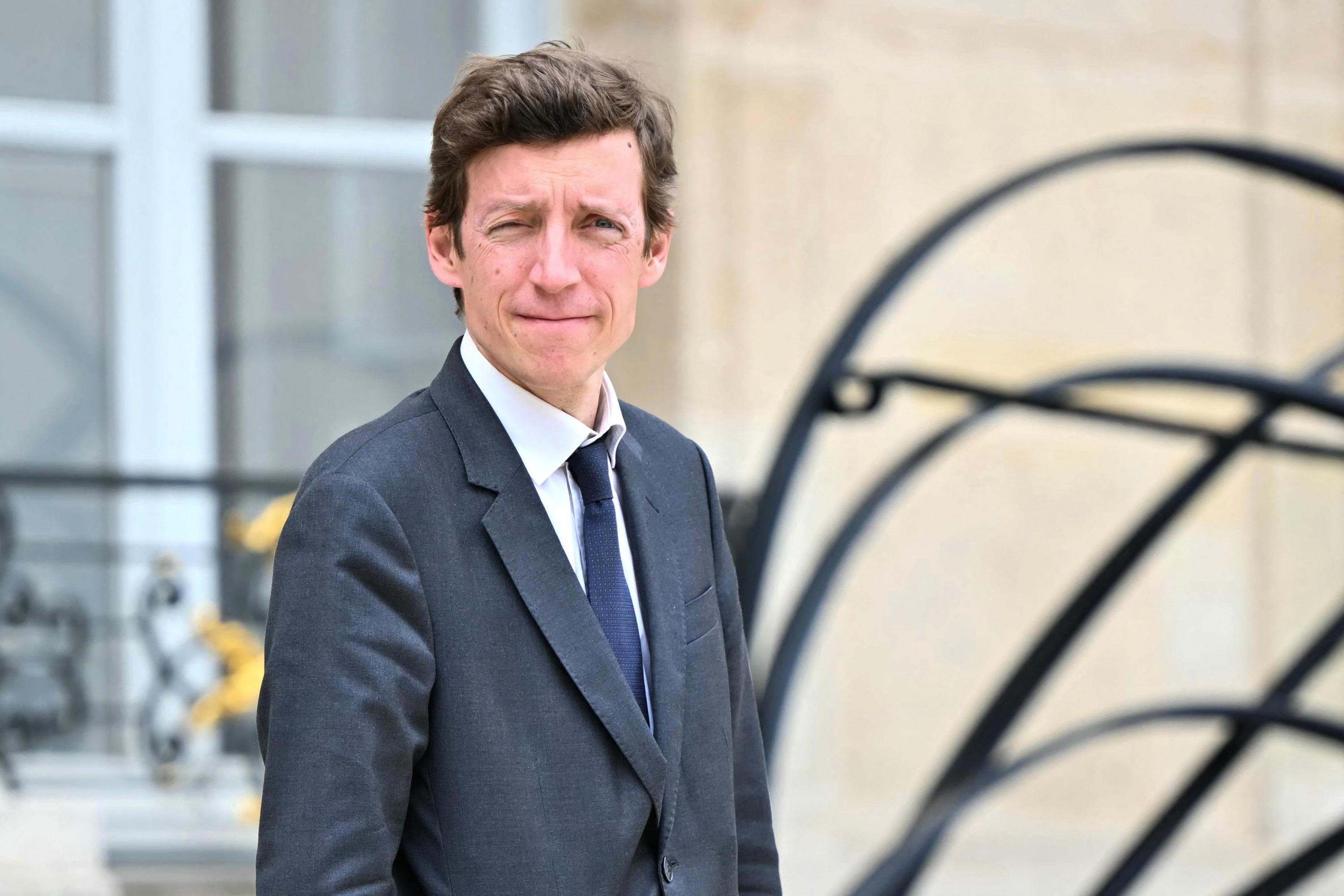 Le ministre de l’Éducation annonce un questionnaire sur les violences sexuelles et sexistes pour tous les élèves à la rentrée