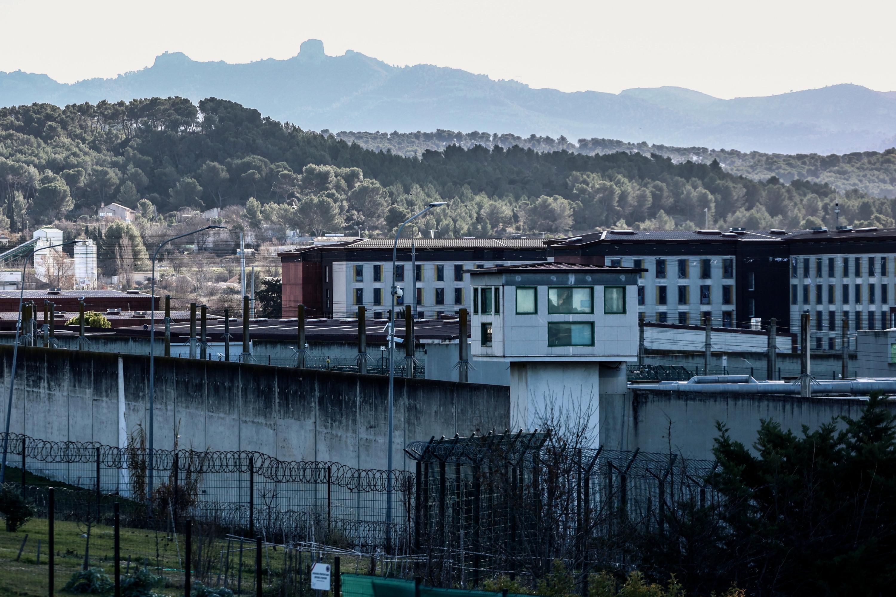«Des conditions de détention indignes» : un détenu et des avocats poursuivent la prison d’Aix-Luynes en justice