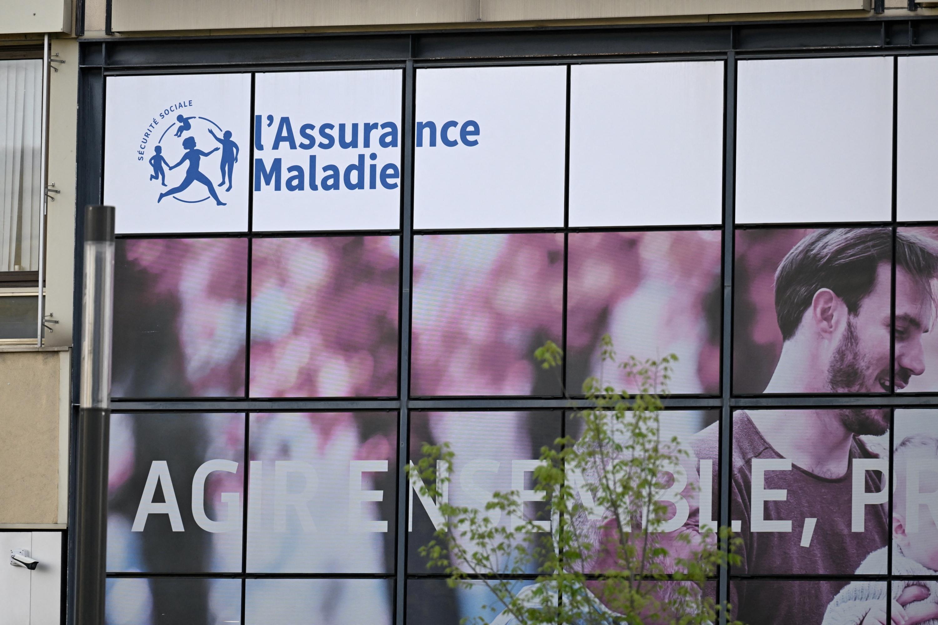 Dans sa chasse aux fraudeurs, l'Assurance-maladie devrait se concentrer plus sur les professionnels, selon un rapport