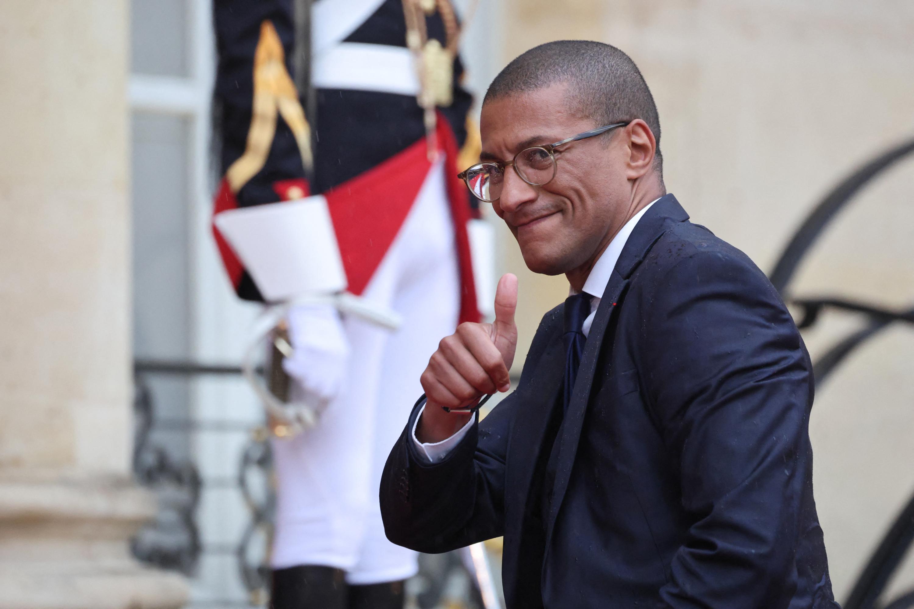 Présidentielle 2027 : «Je ne passerai pas par la case primaire mais je suis plus que jamais candidat», assure Karim Bouamrane