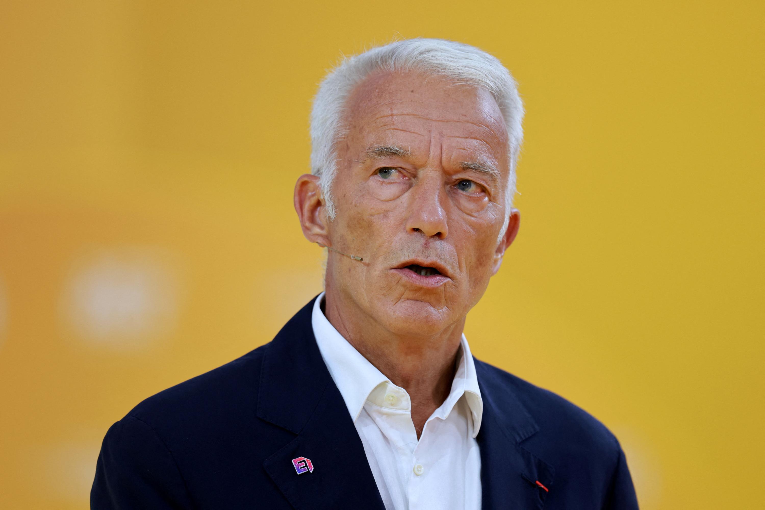 EN DIRECT - Présidentielle 2027 : le Medef organise ce jeudi le premier grand débat des candidats, Patrick Martin appelle à des choix «clairs et courageux»