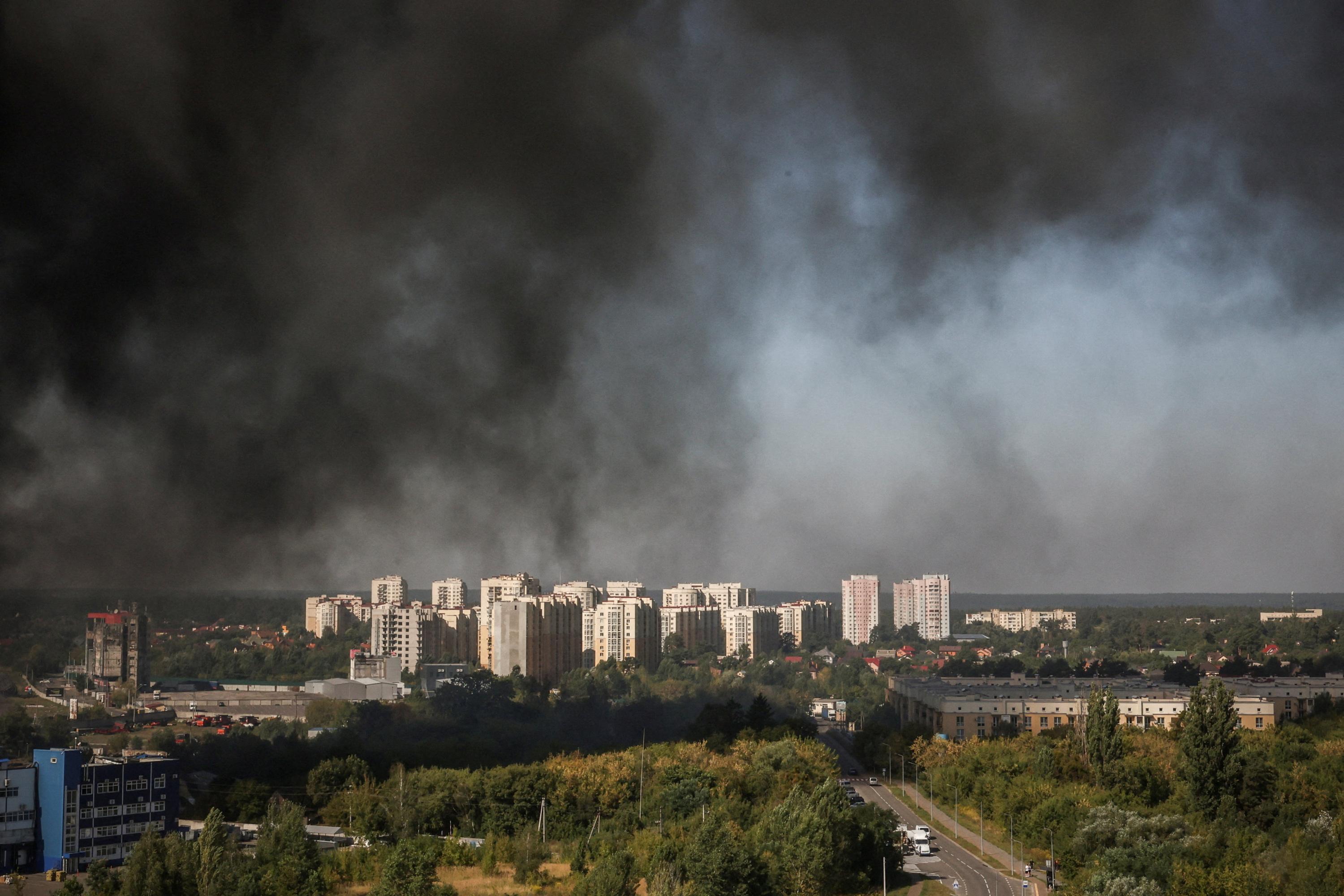 Au moins 27 morts, accusation de «négligence criminelle» : ce que l’on sait d’une frappe de drone russe en Ukraine sur un entrepôt contenant des explosifs