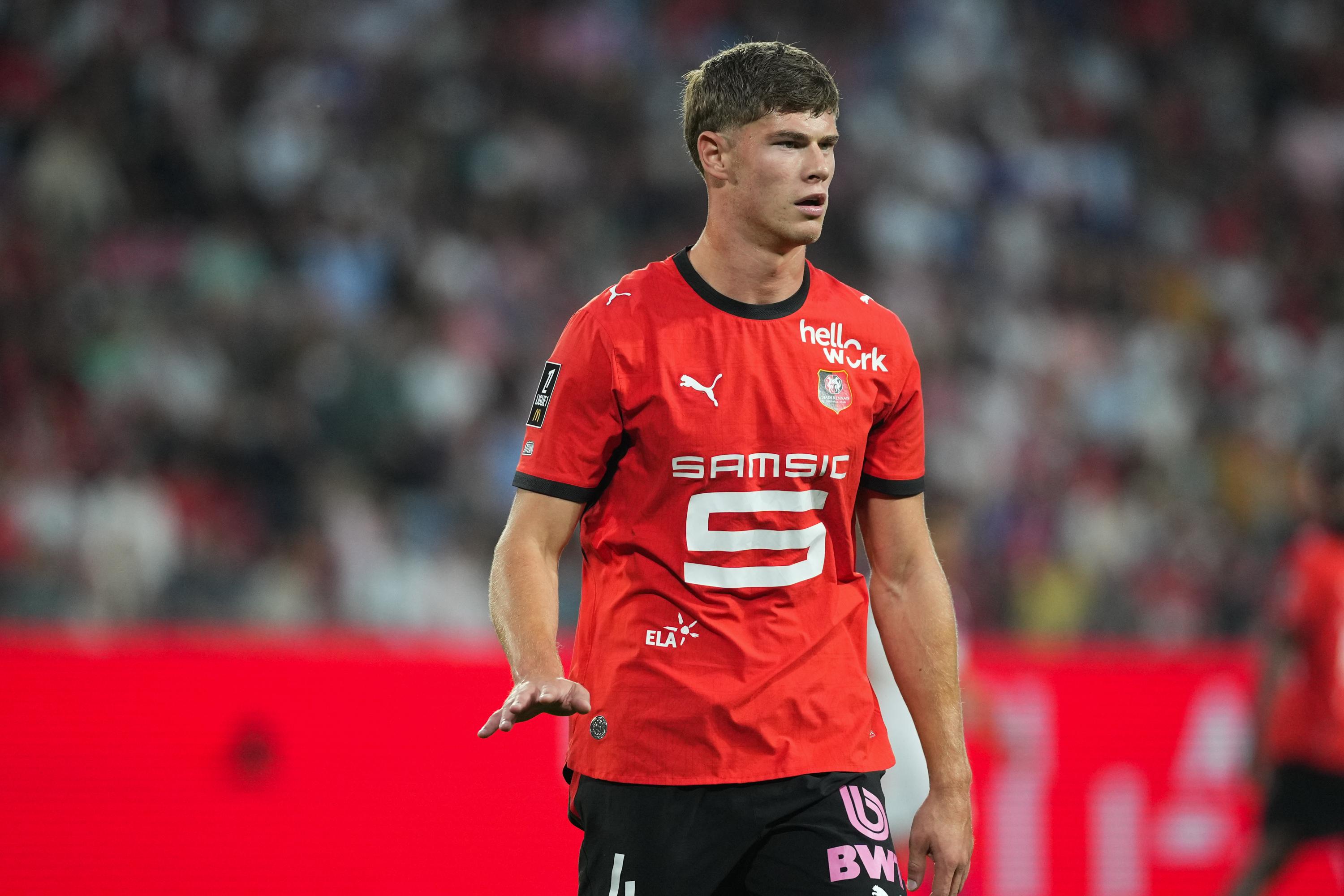Ligue 1 : avec Charlie Cresswell, Rennes a trouvé son totem défensif