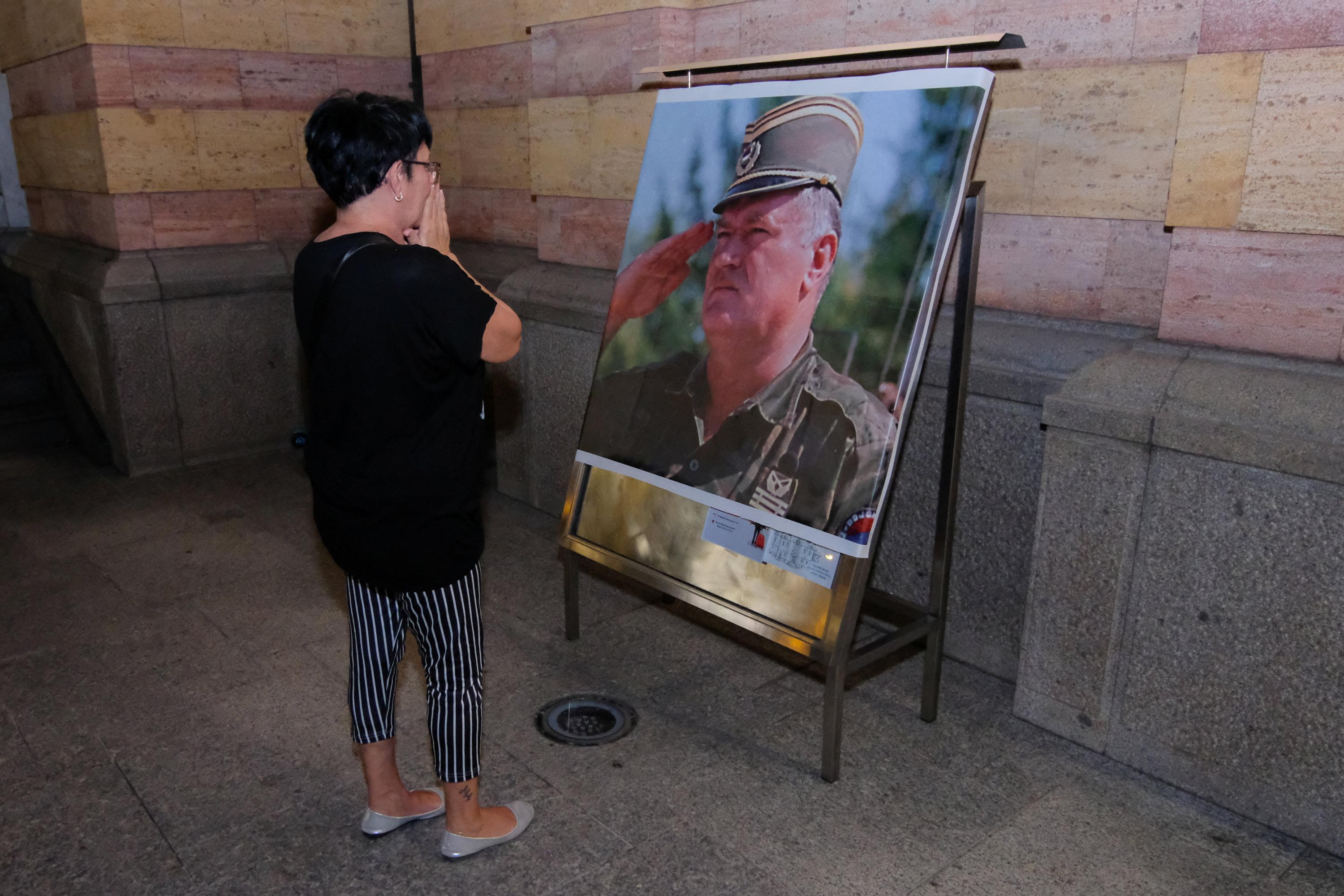 Serbie : la glorification de Ratko Mladic n'a pas sa place dans l'UE, selon la commissaire Marta Kos