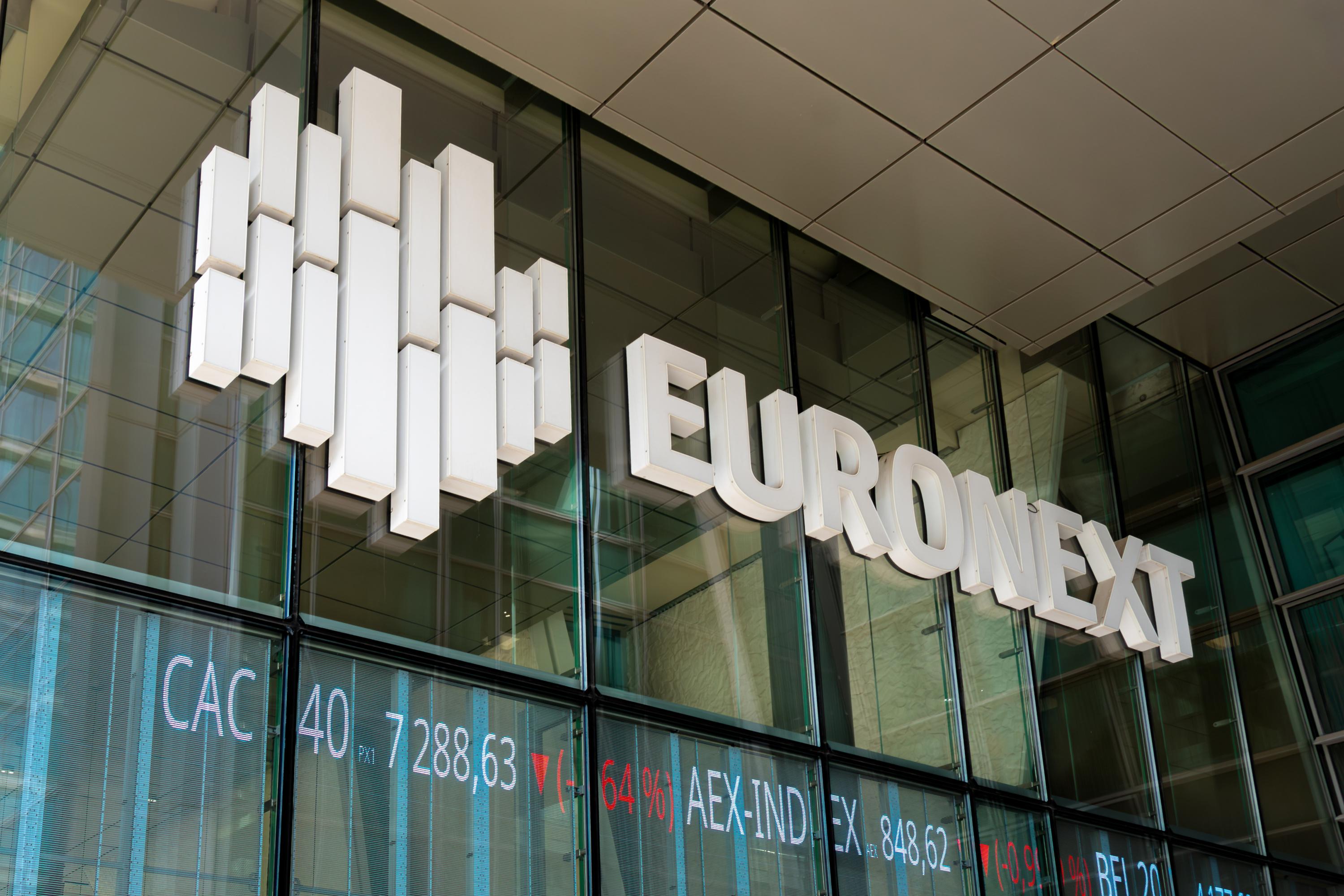 Plombées par les prix de l’énergie, les Bourses européennes terminent la journée dans le rouge