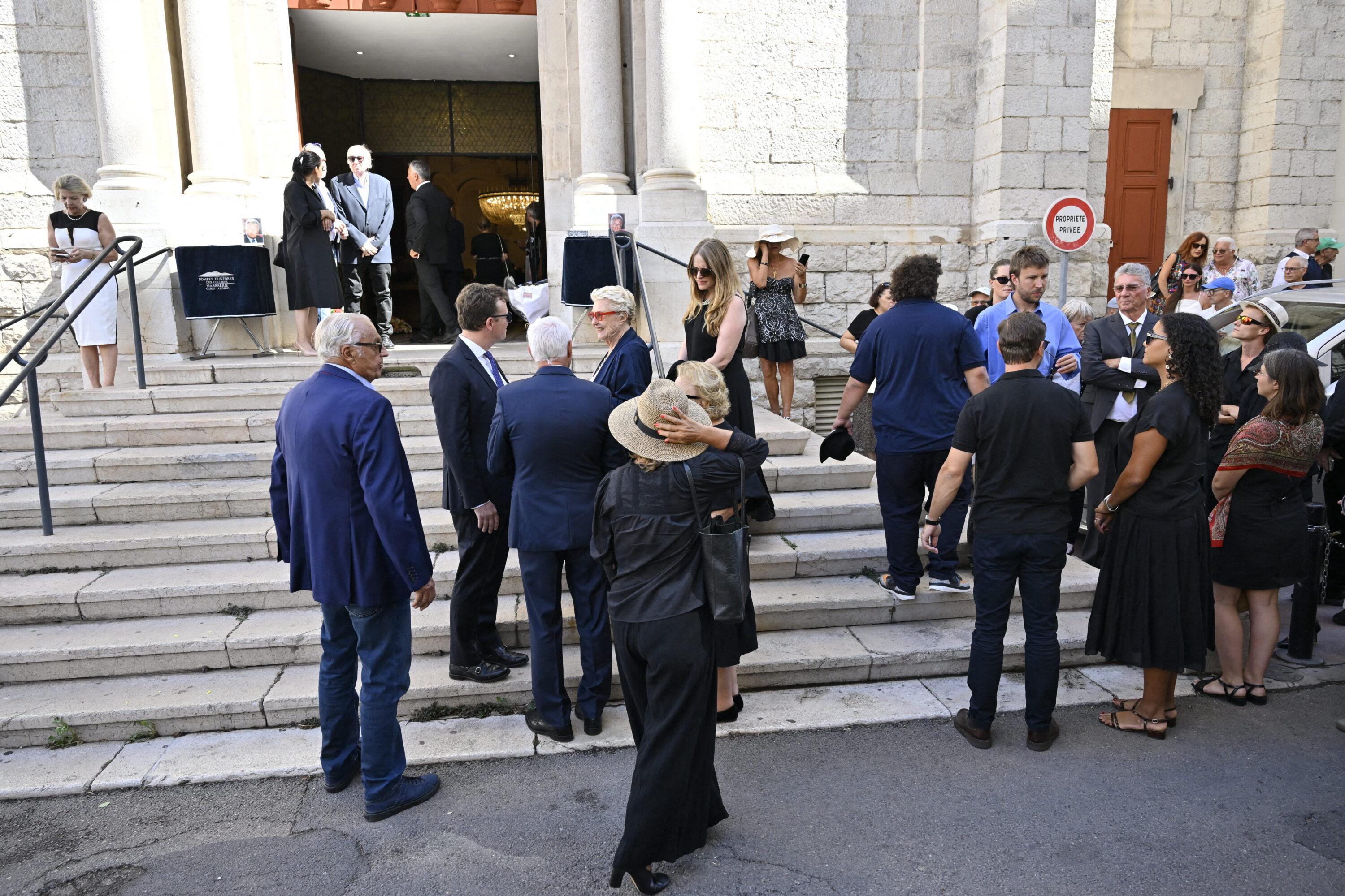 Ciotti, Lisnard, Lepers, Mailhot rendent un dernier hommage à Philippe Bouvard à Cannes