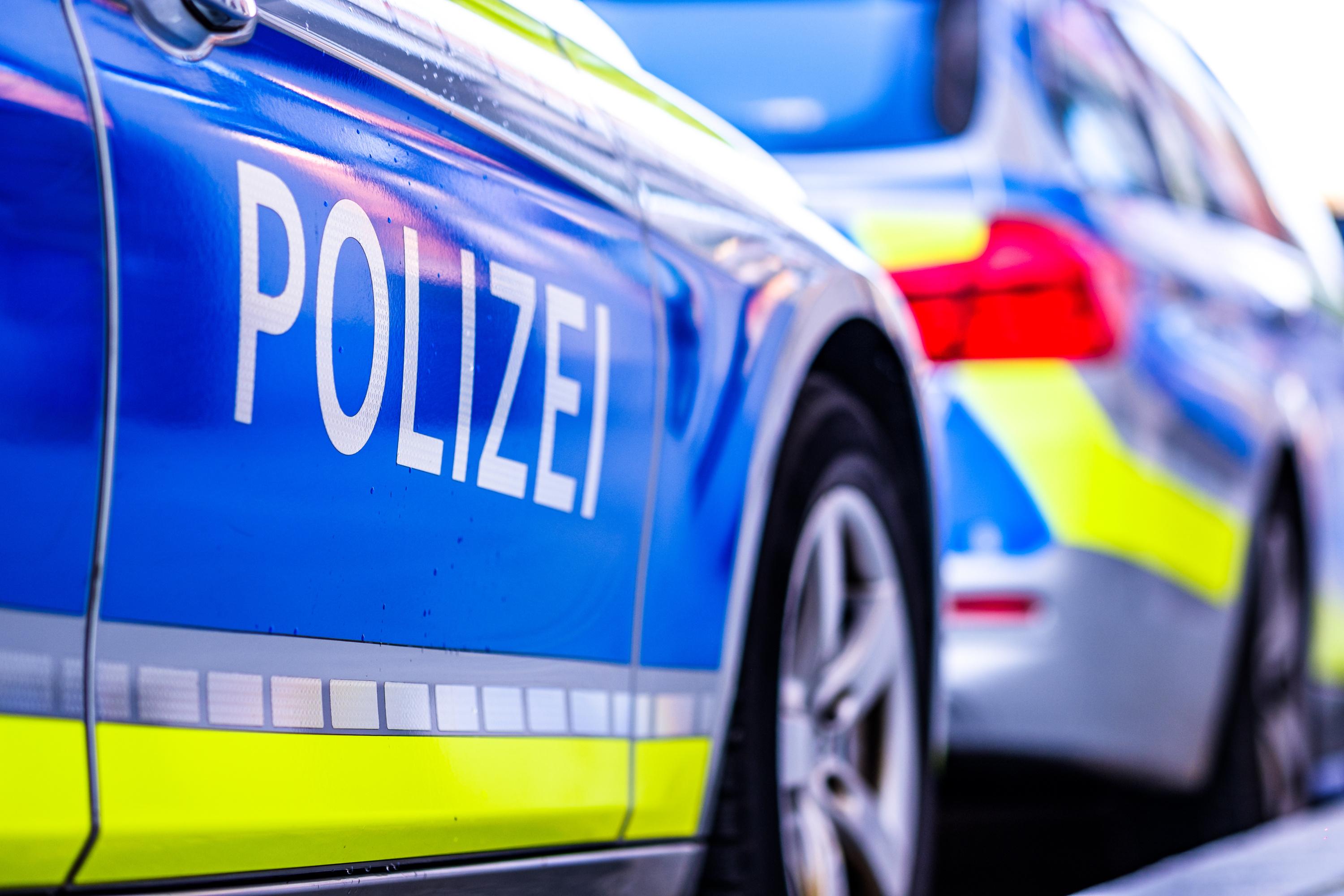 Allemagne : des engins incendiaires lancés à Munich dans une rue où se trouvent plusieurs entreprises de la défense thumbnail