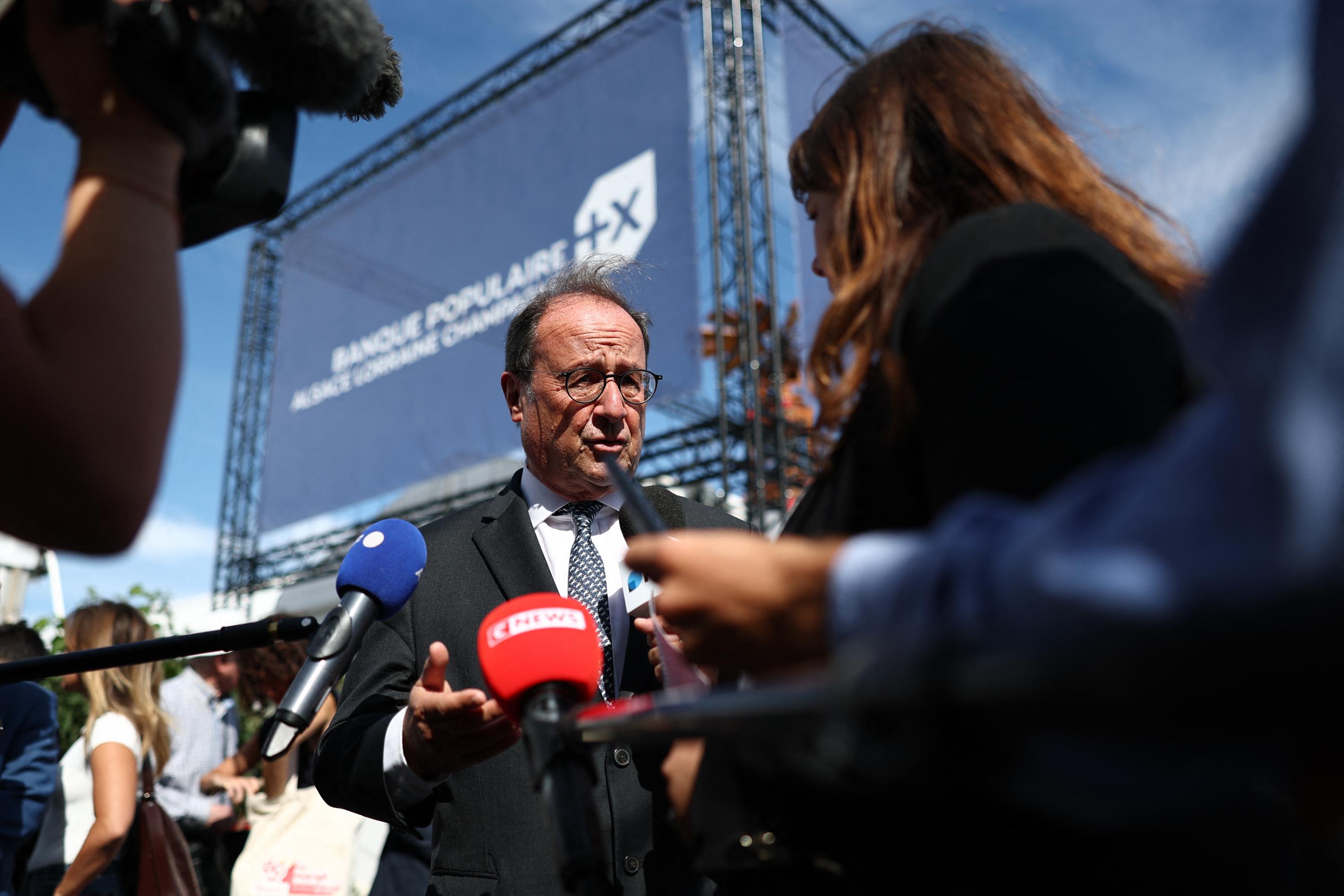 EN DIRECT - Présidentielle 2027 : «Si je me lance, c’est au bon moment», répète François Hollande