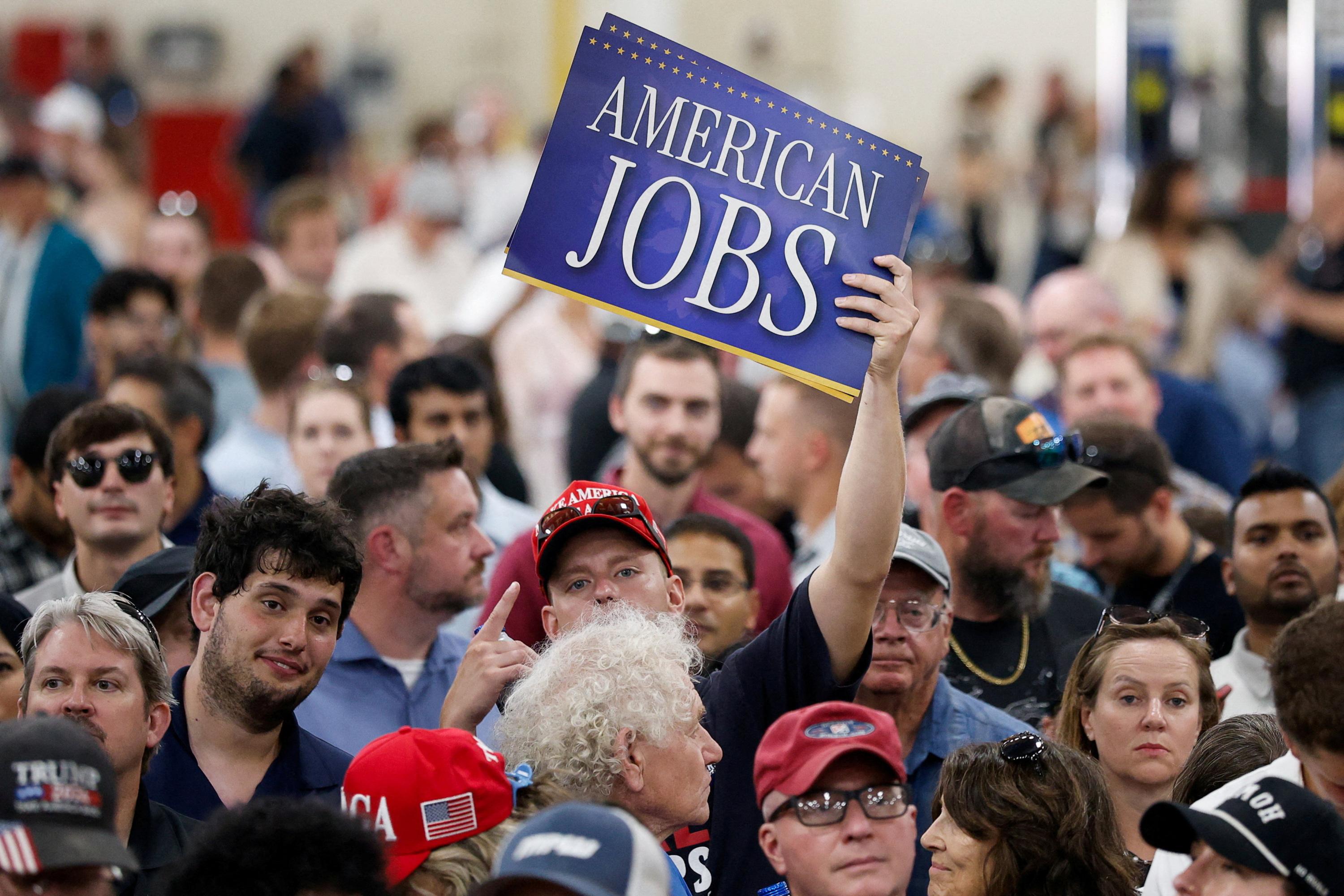 Les États-Unis ont créé trois fois plus d’emplois qu’attendu en août