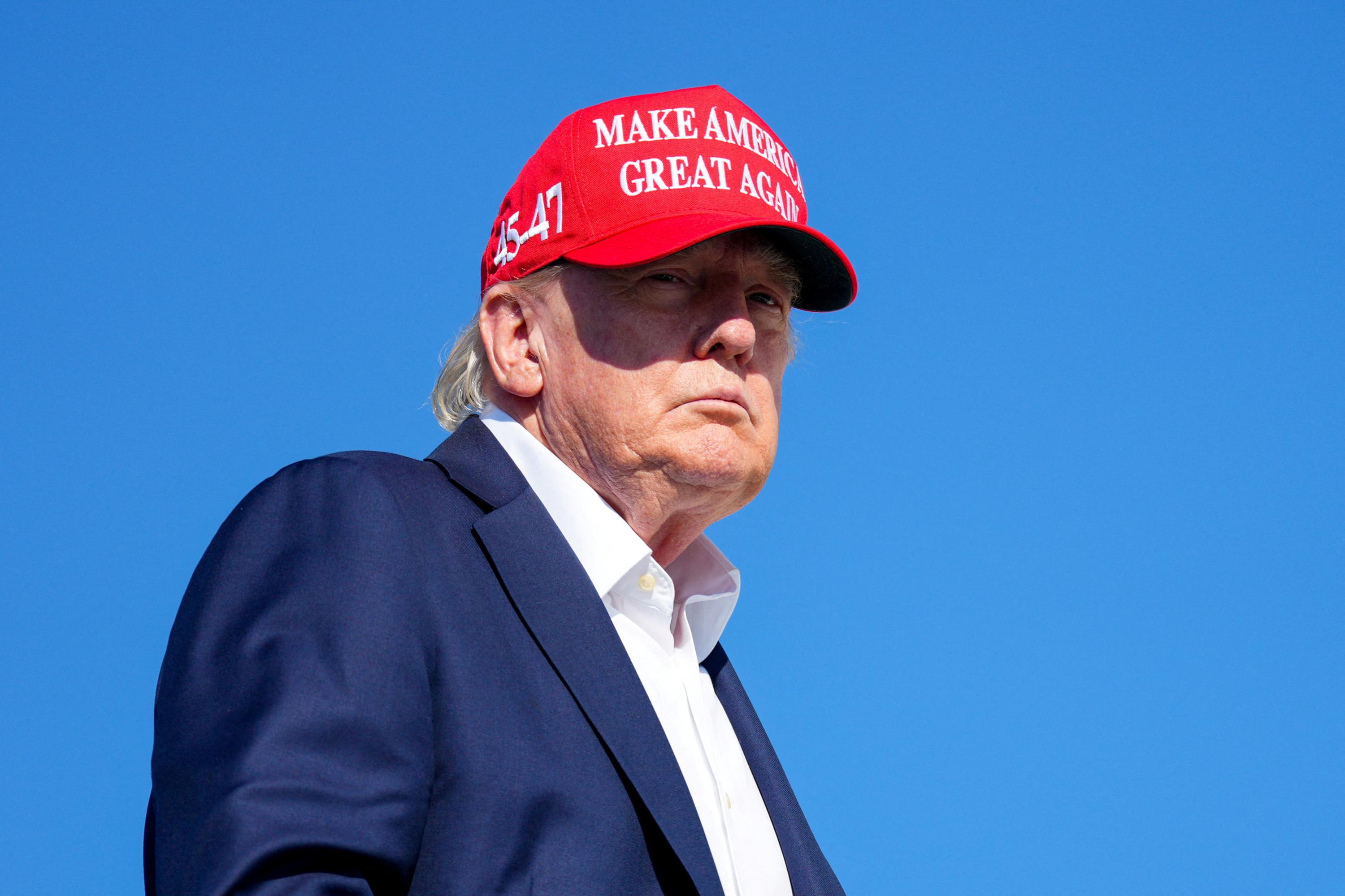 Donald Trump publie une carte des États-Unis englobant le Mexique, le Canada et... les Antilles françaises 缩略图