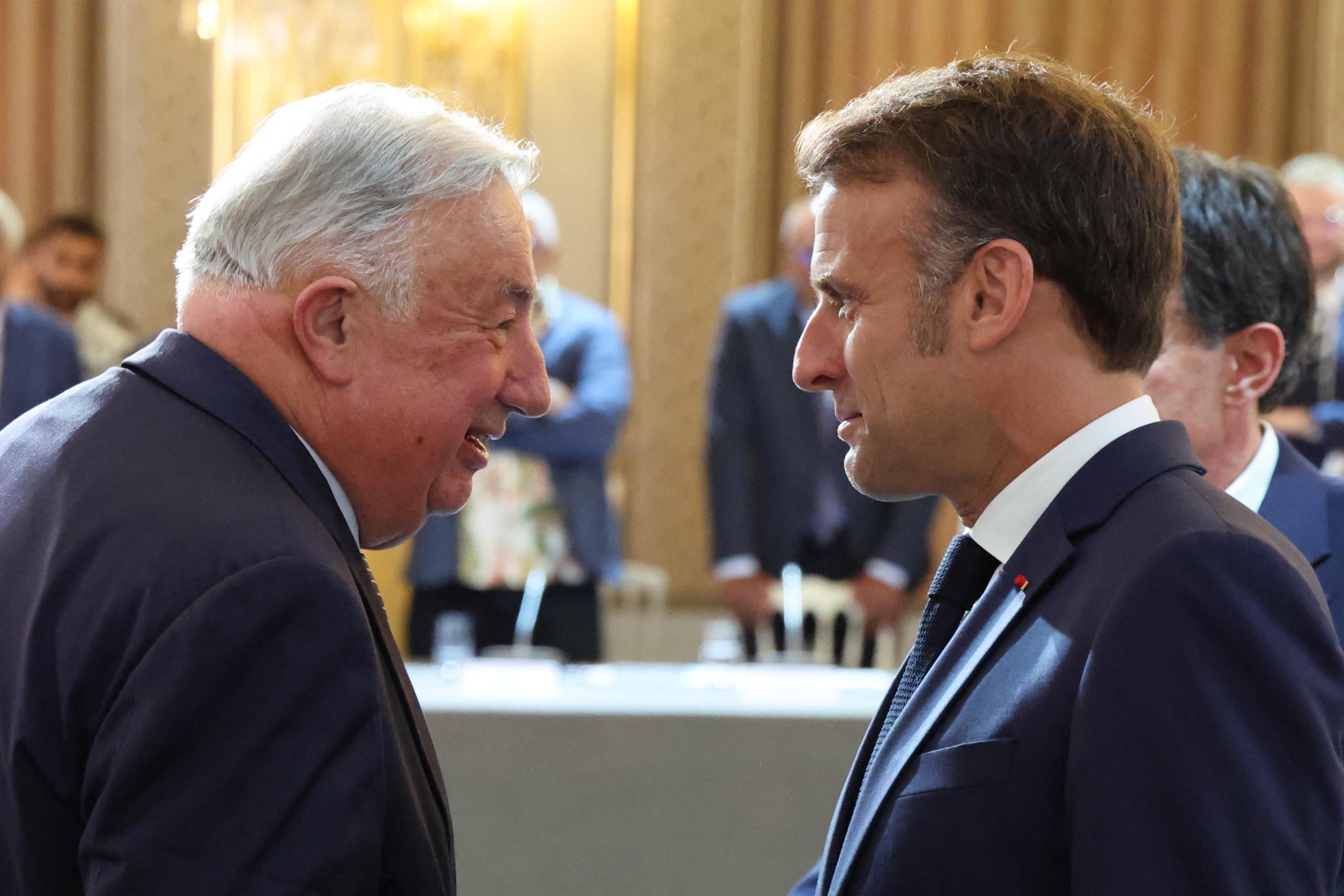 « Il va y avoir un effacement » : l’avenir incertain du macronisme au Sénat