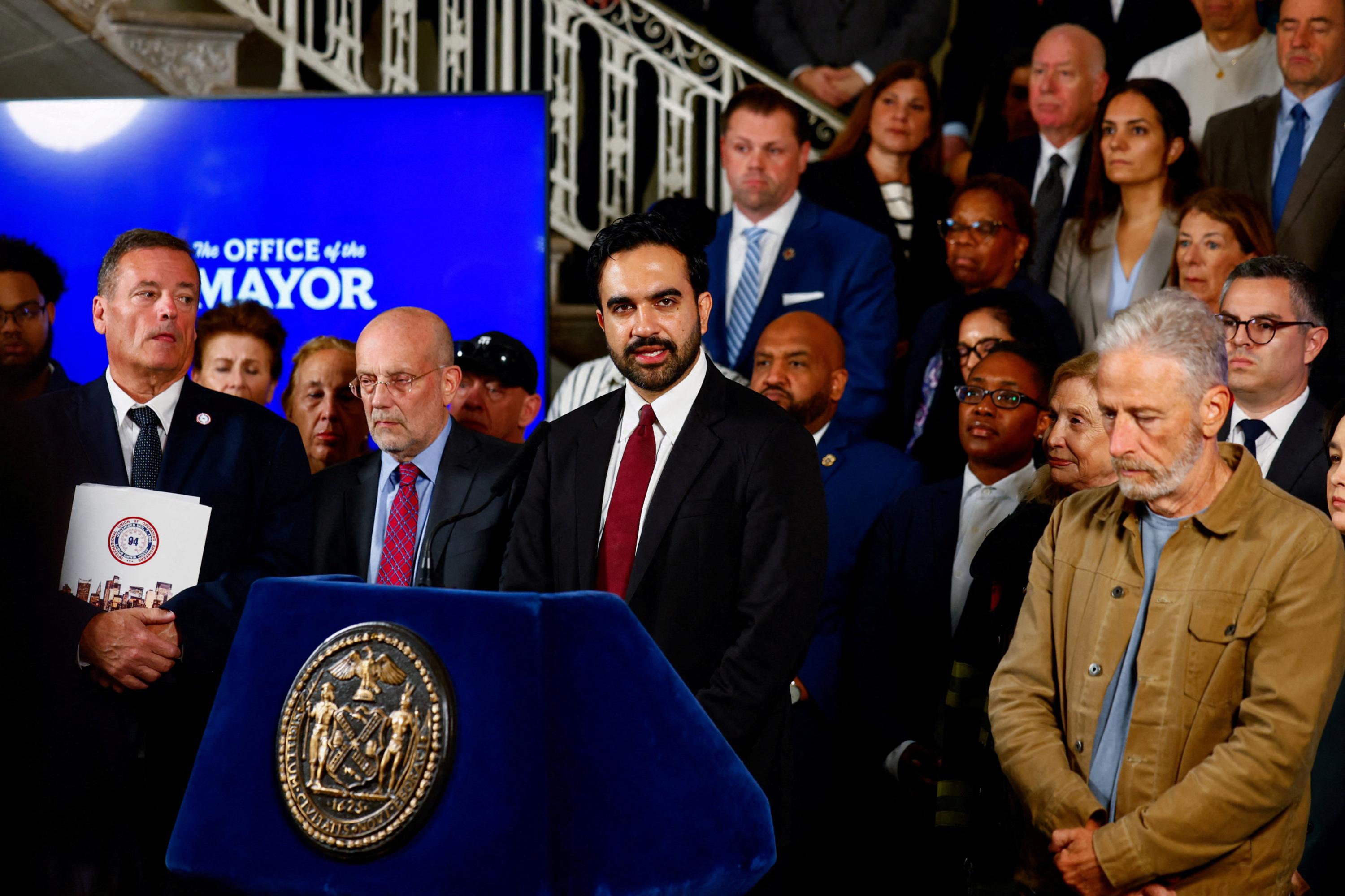 À New York, la présence du maire Zohran Mamdani aux commémorations du 11-Septembre fait polémique