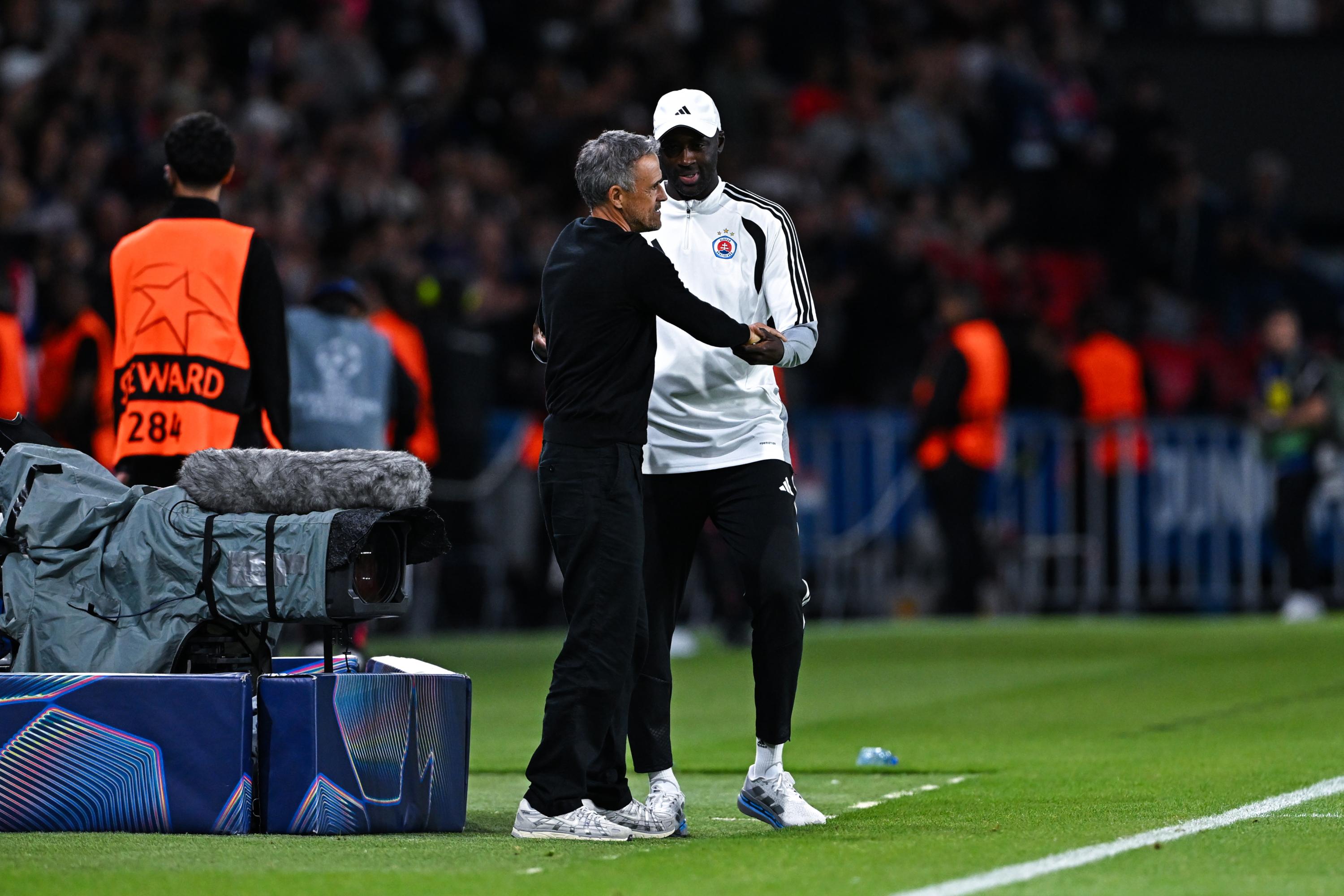 «Je voudrais tout copier de ce PSG, c’est incroyable» : coach de Bratislava, Yaya Touré sous le charme des hommes de Luis Enrique
